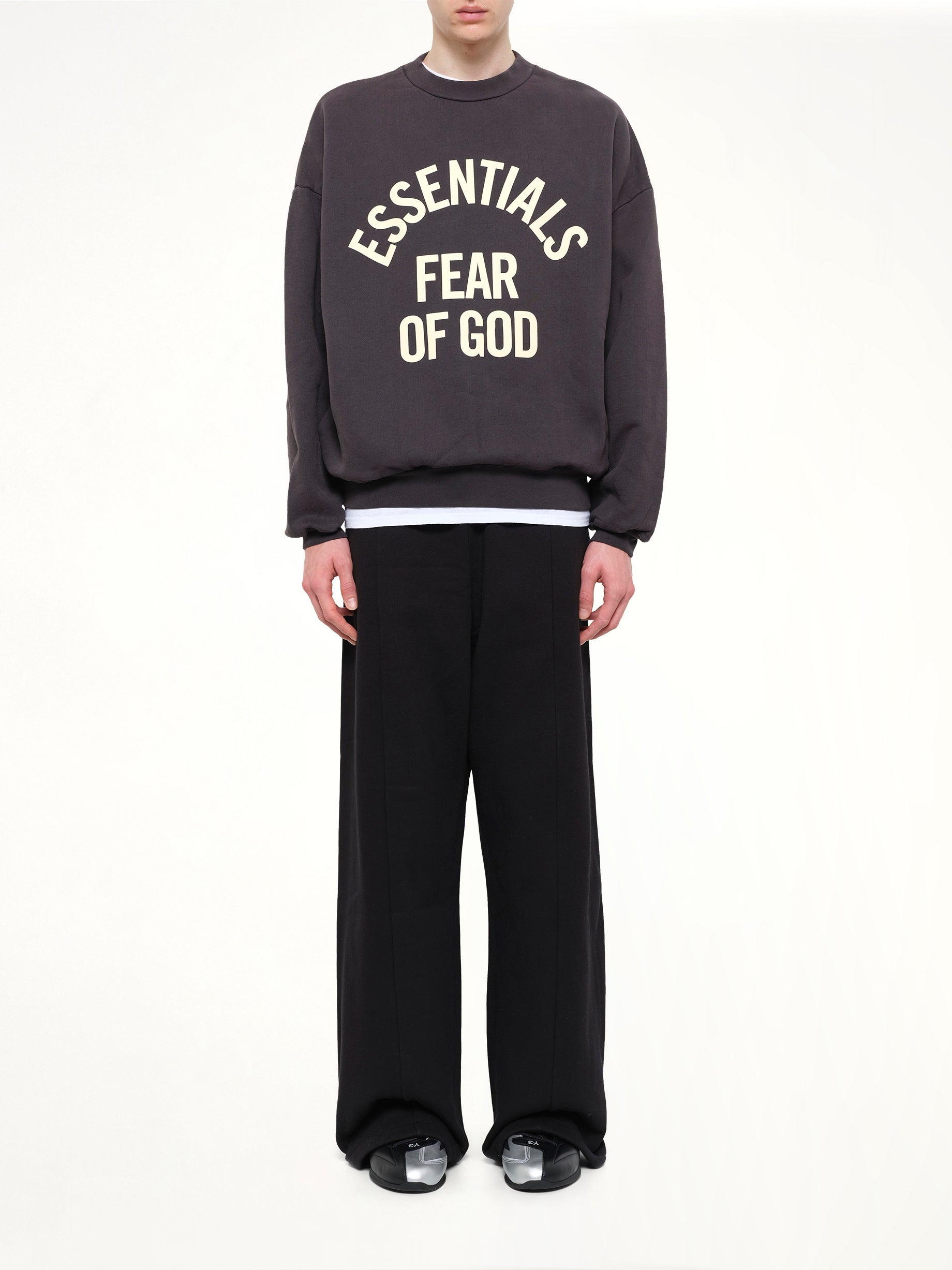 Campus 90's Crewneck Sweatshirt in Faded Black
