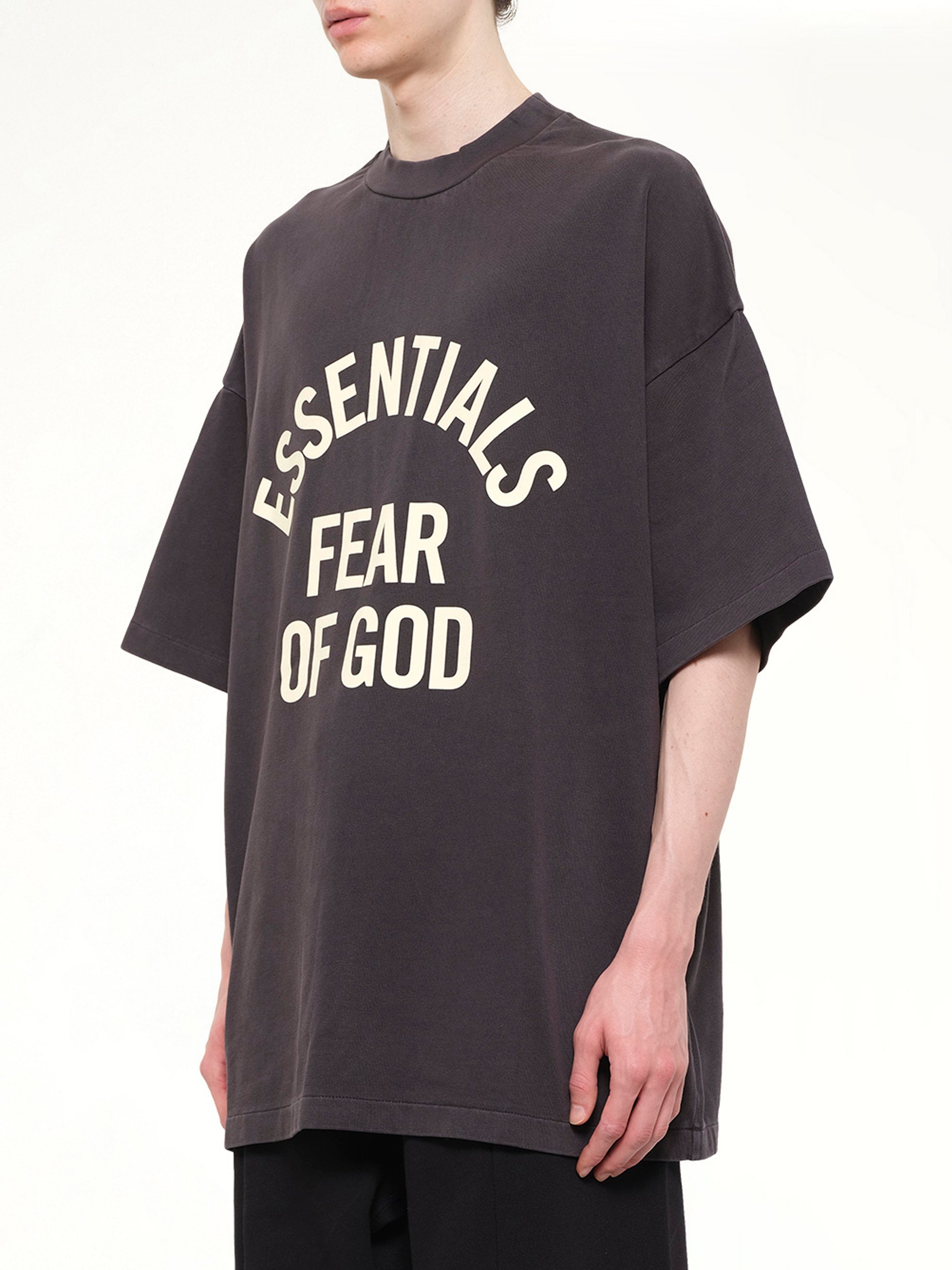 フェイデッドブラックのキャンパス90年代ショートスリーブTシャツ