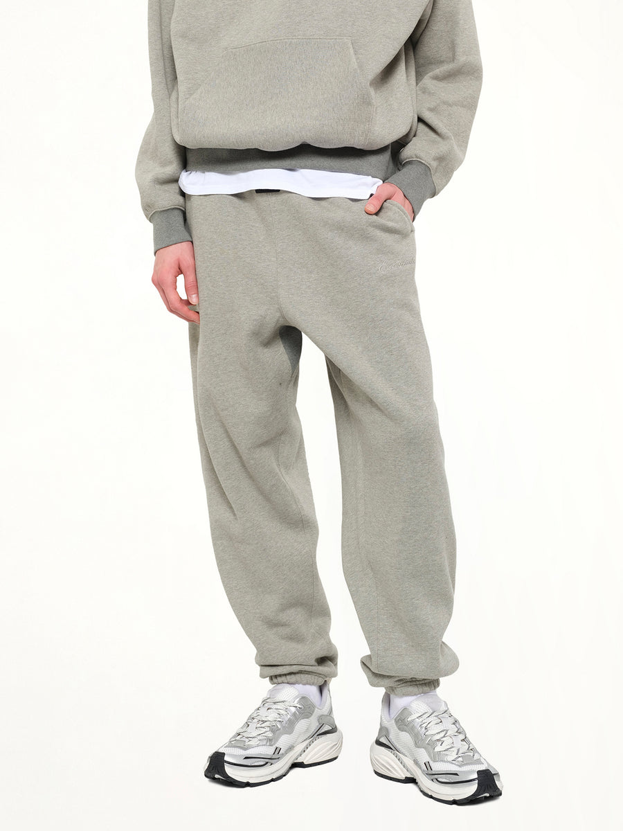 Signature Classic Sweatpant in Concrete Heather