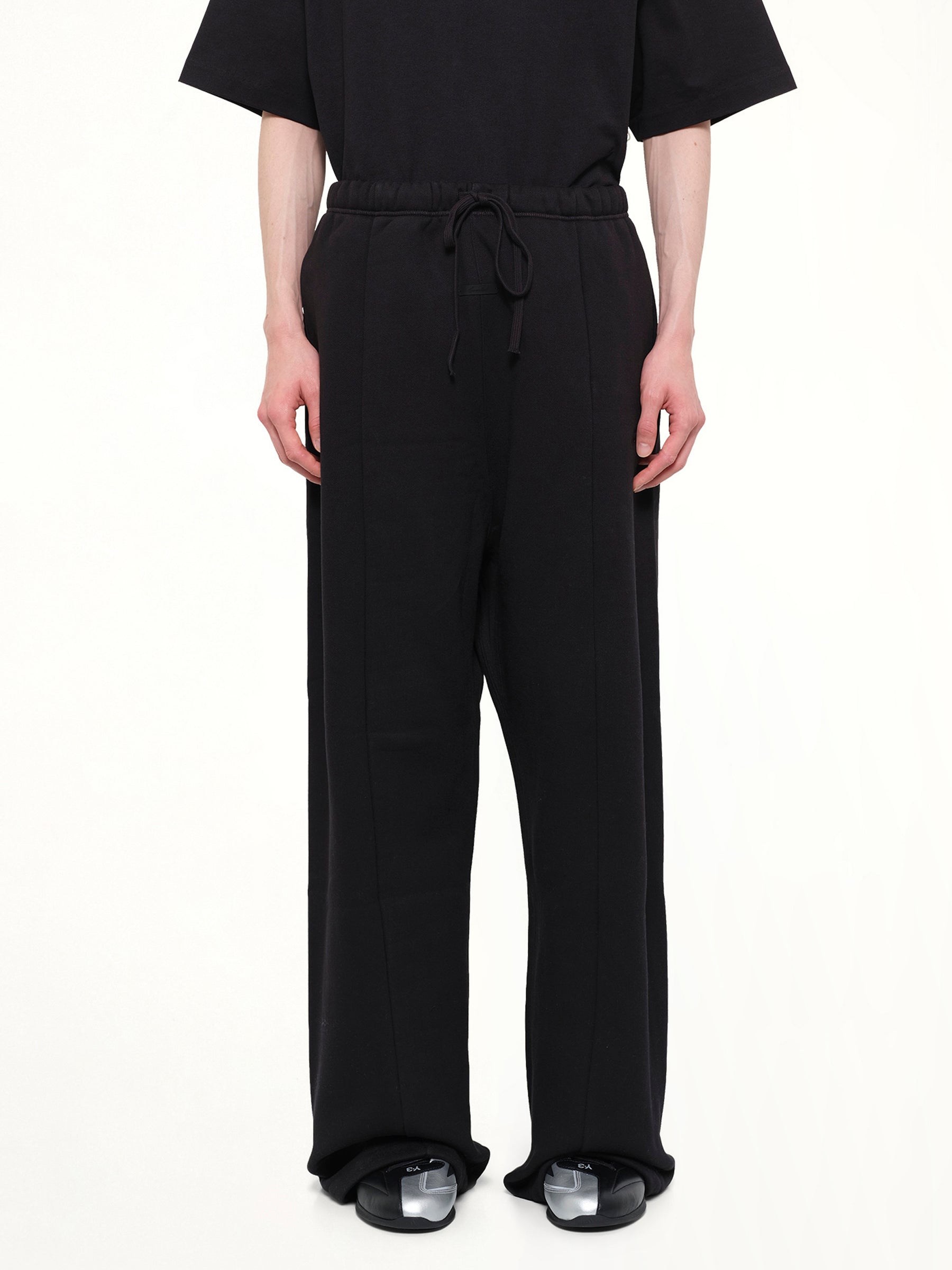 Signature Lounge Sweatpant in Black