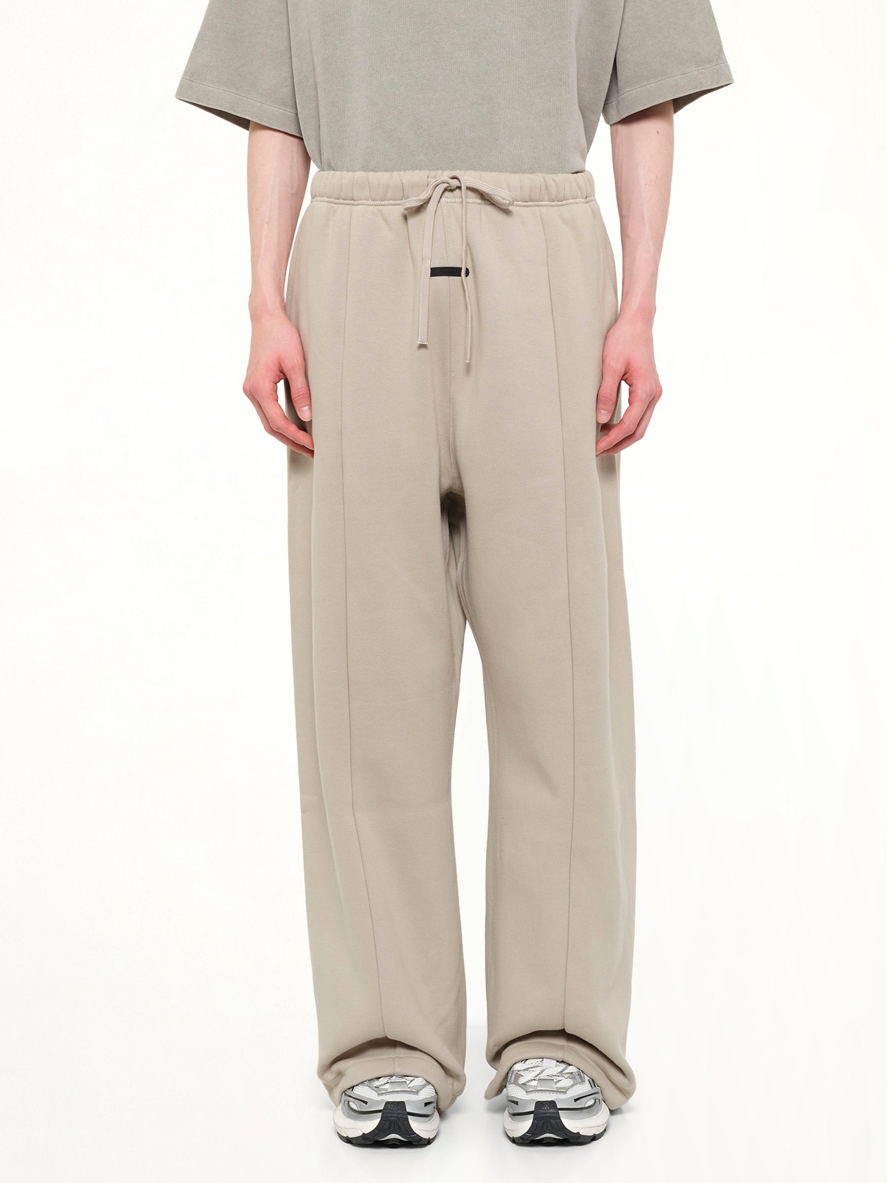Signature Lounge Sweatpant in Seal