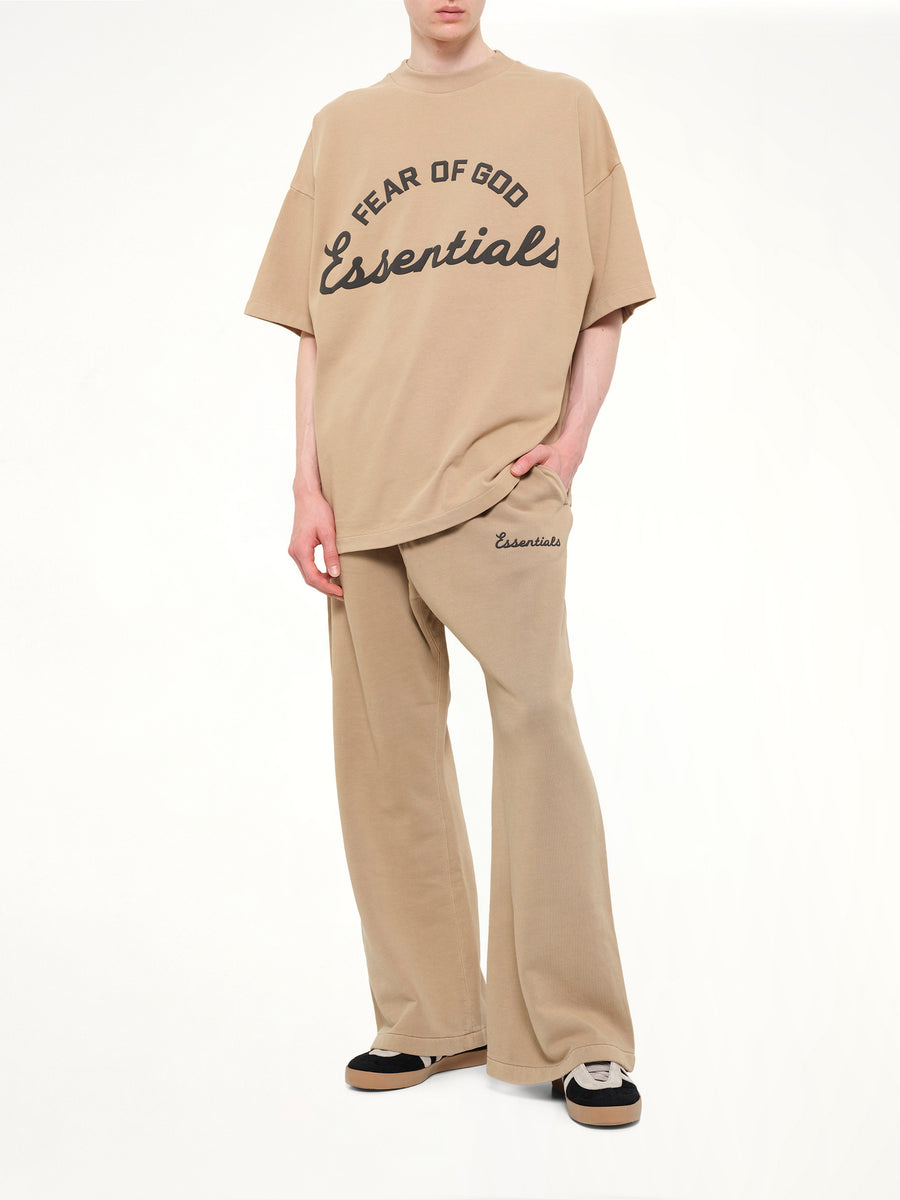 Training Classic Fit Flare Sweatpant in Faded Dune