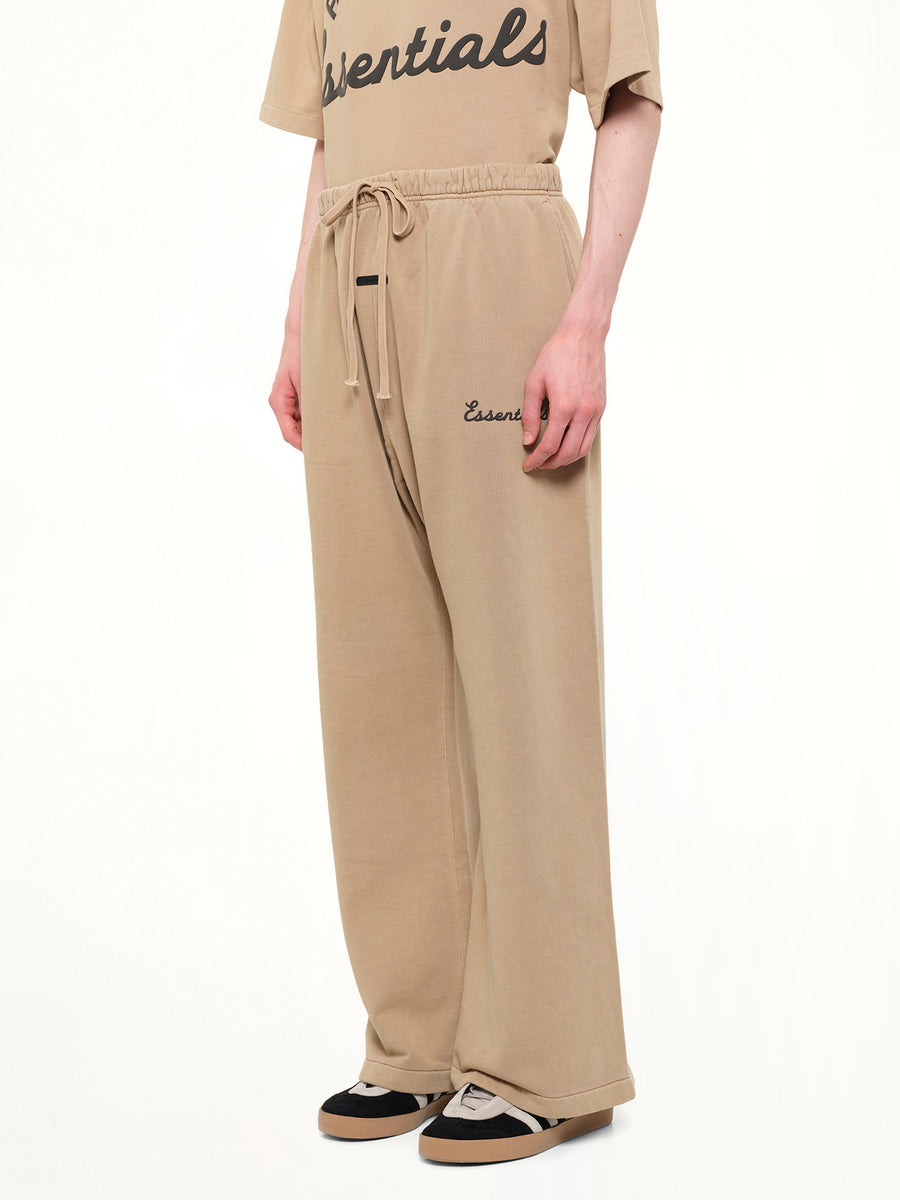 Training Classic Fit Flare Sweatpant in Faded Dune