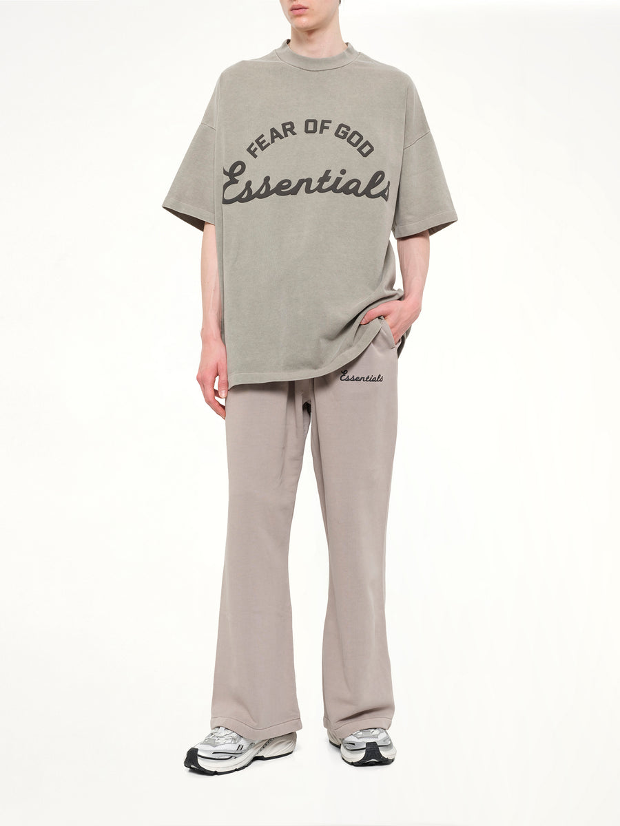 Training Classic Fit Flare Sweatpant in Faded Seal
