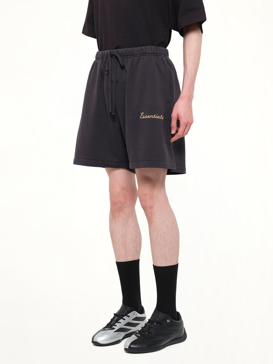 Training Classic Fit Short in Faded Black
