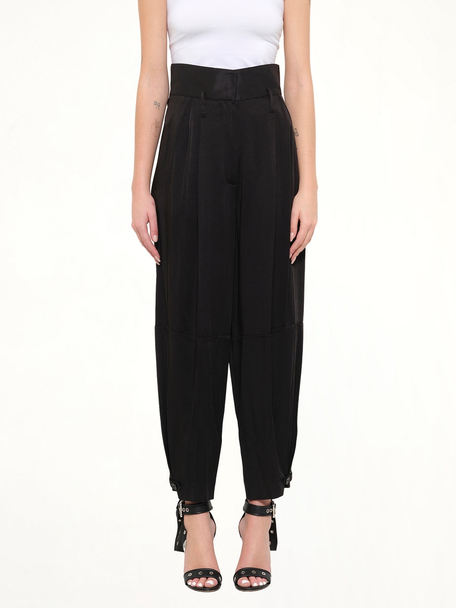 Crepe Envers Fit Pants in Black