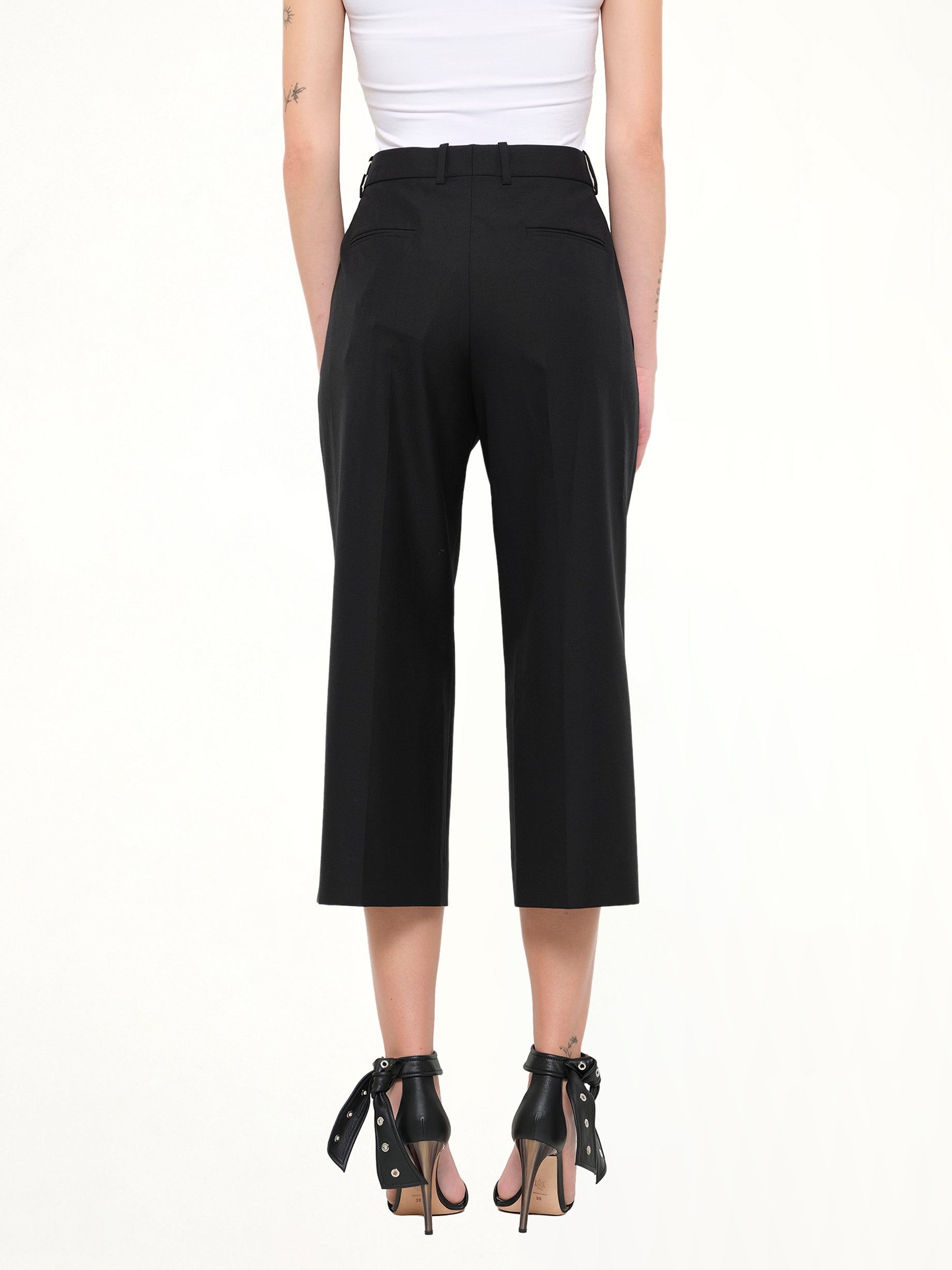 Short Wool Pants in Black