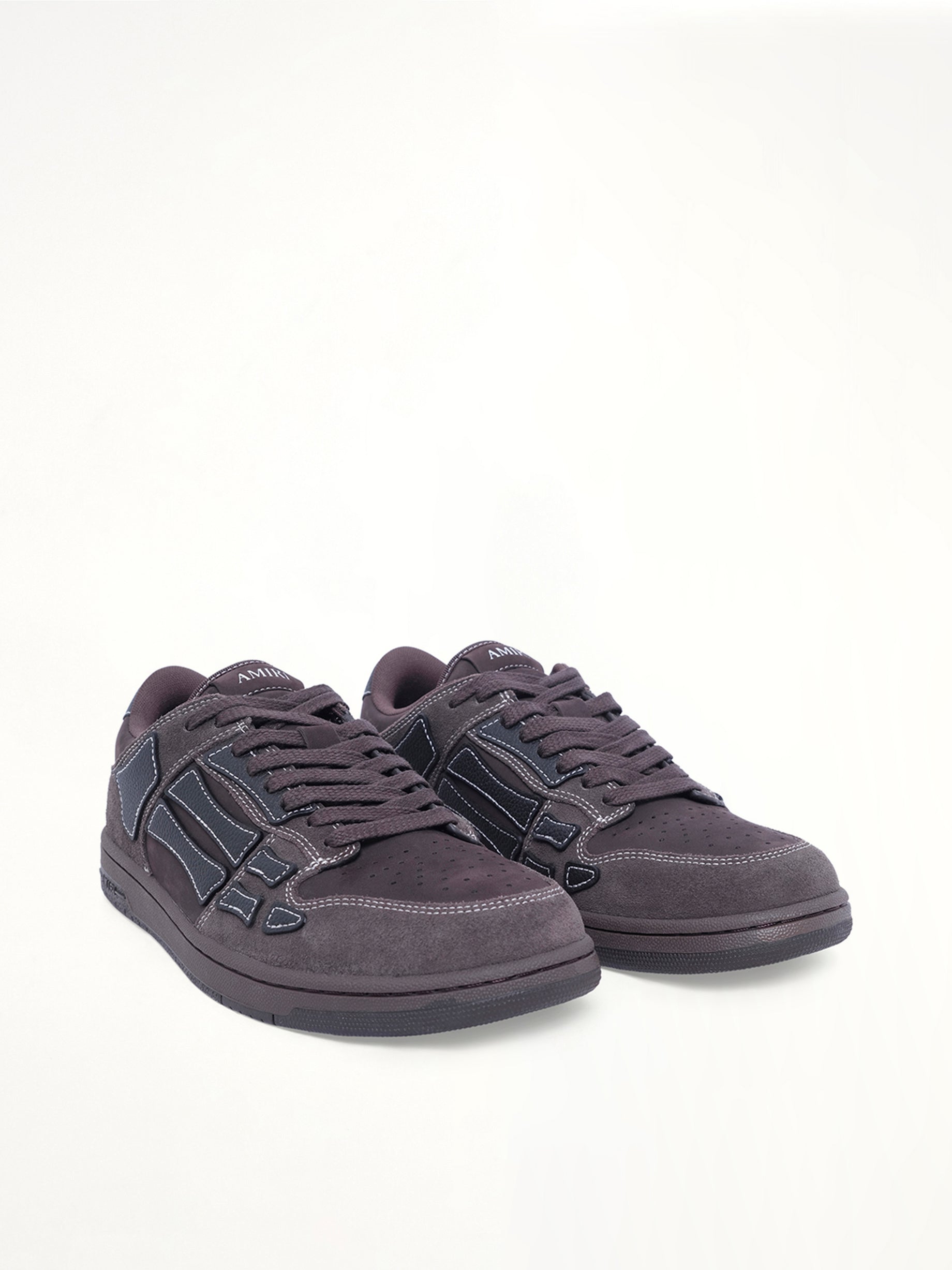 Skel Top Low Sneaker in Brown