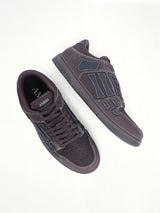 Skel Top Low Sneaker in Brown