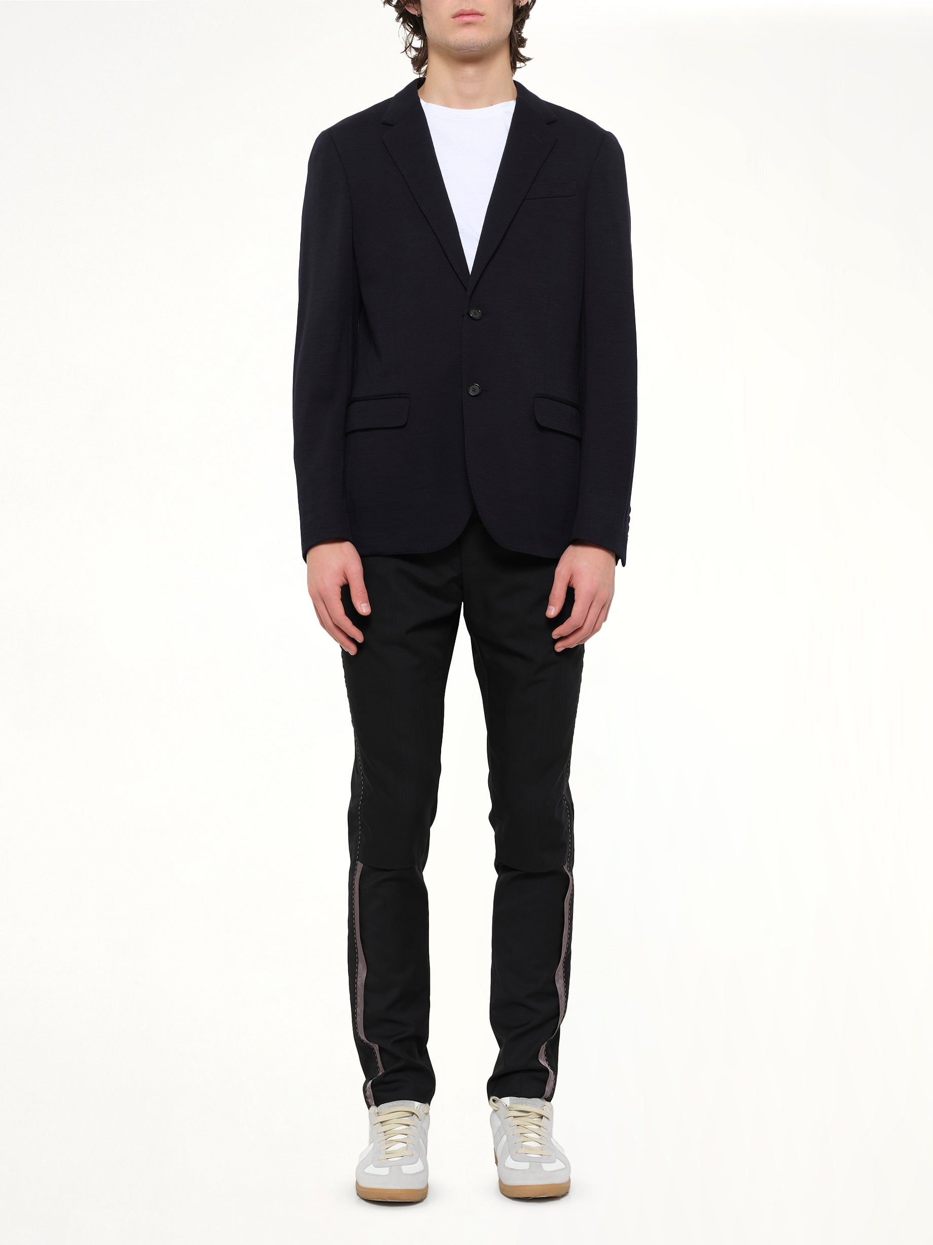 D8 Light Jacket in Navy