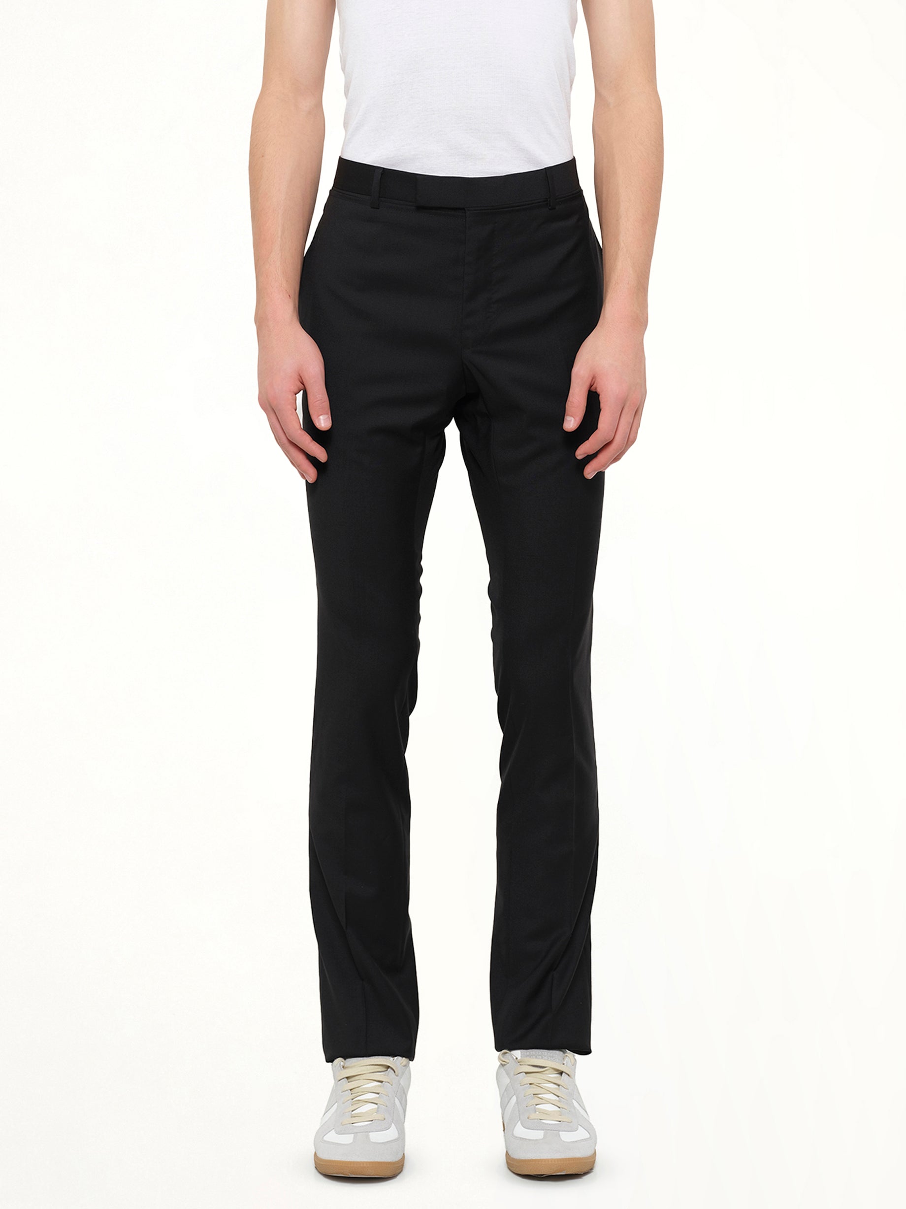 D8 Skinny Pant in Black