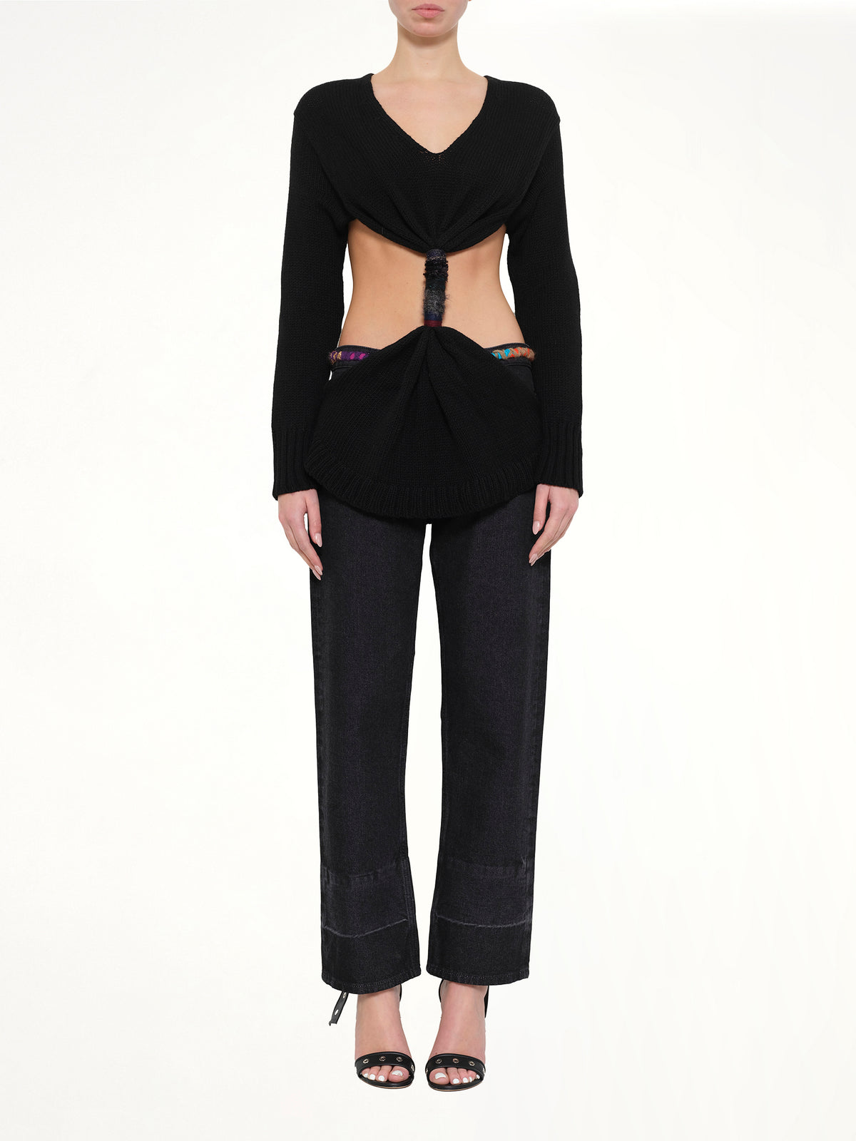Embroidered Knot Sweatshirt in Black