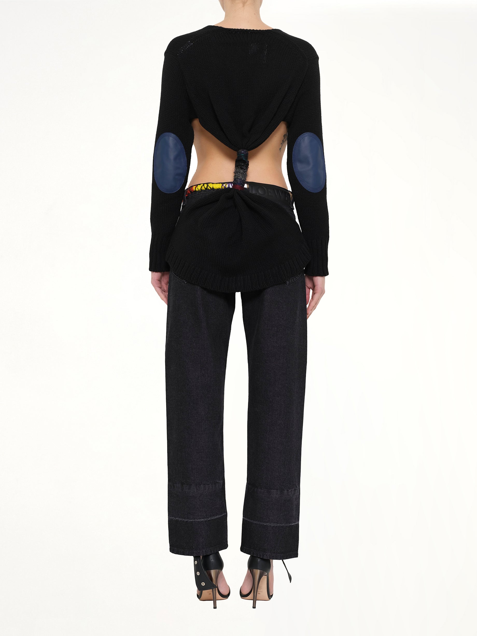Embroidered Knot Sweatshirt in Black