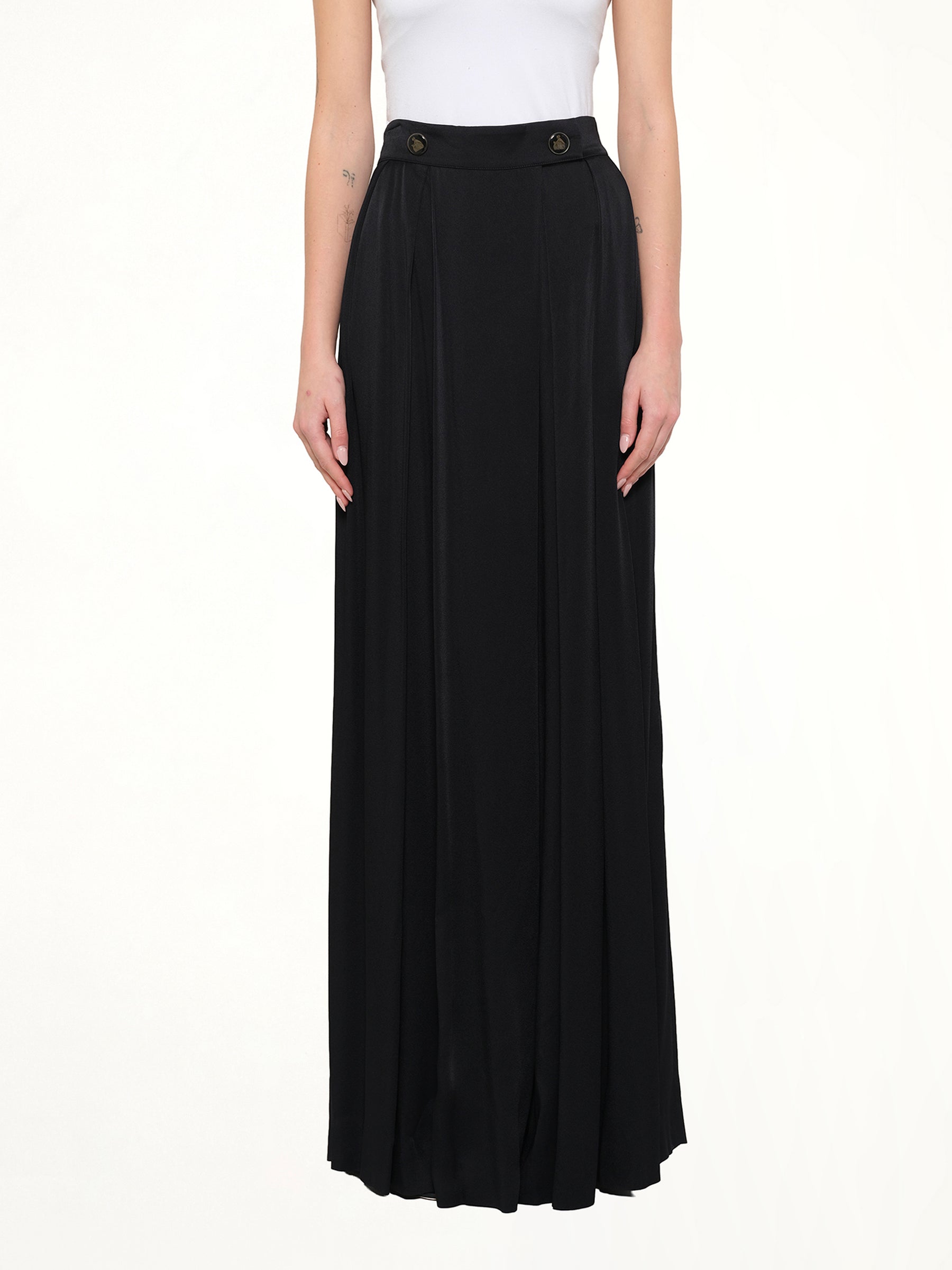 Classic Pants in Black