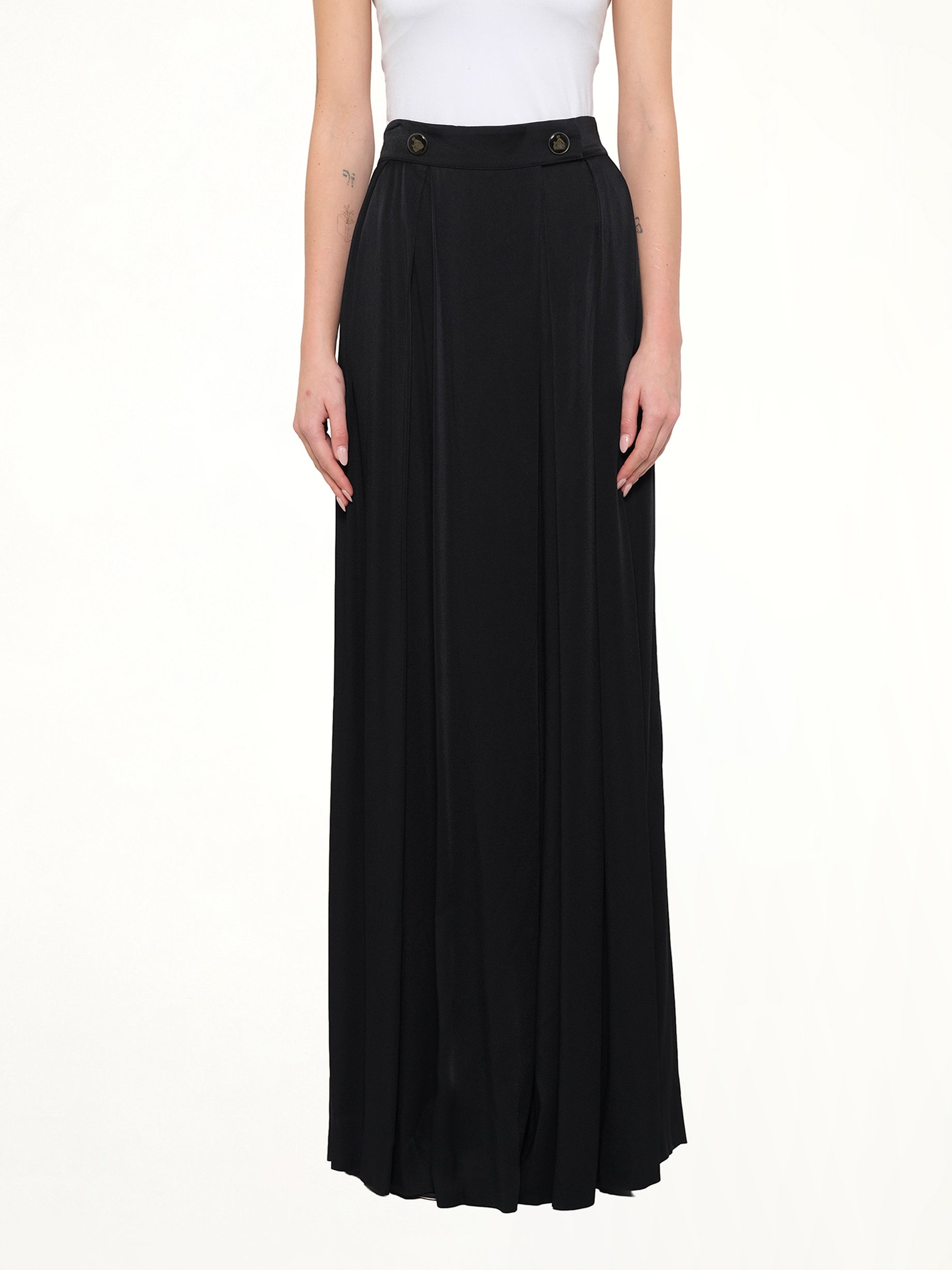 Classic Pants in Black