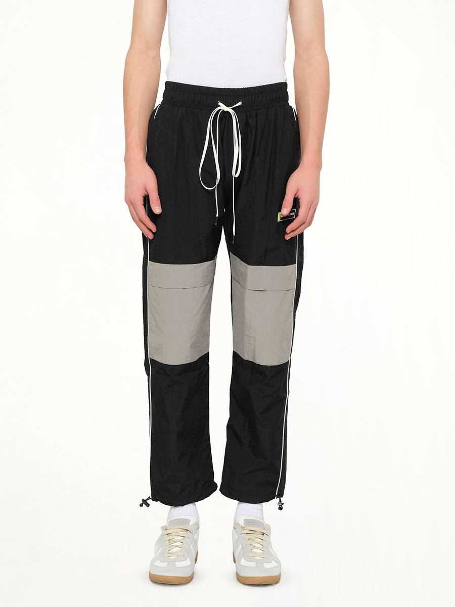 Parachute Pant in Black