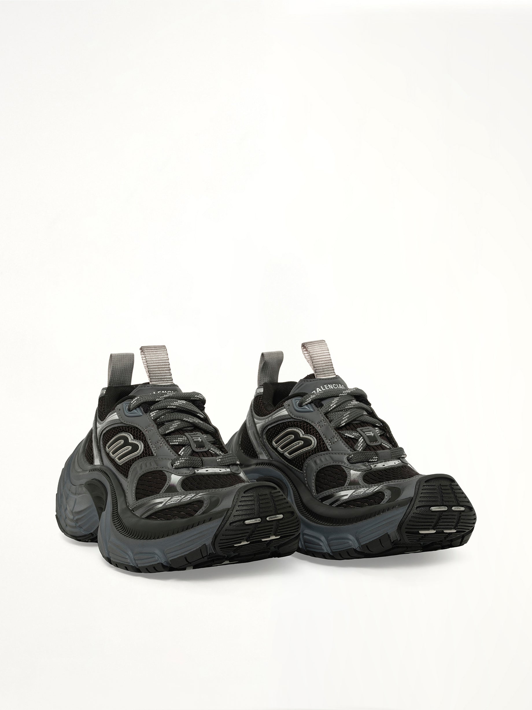 6XL Sneaker in Black/Grey