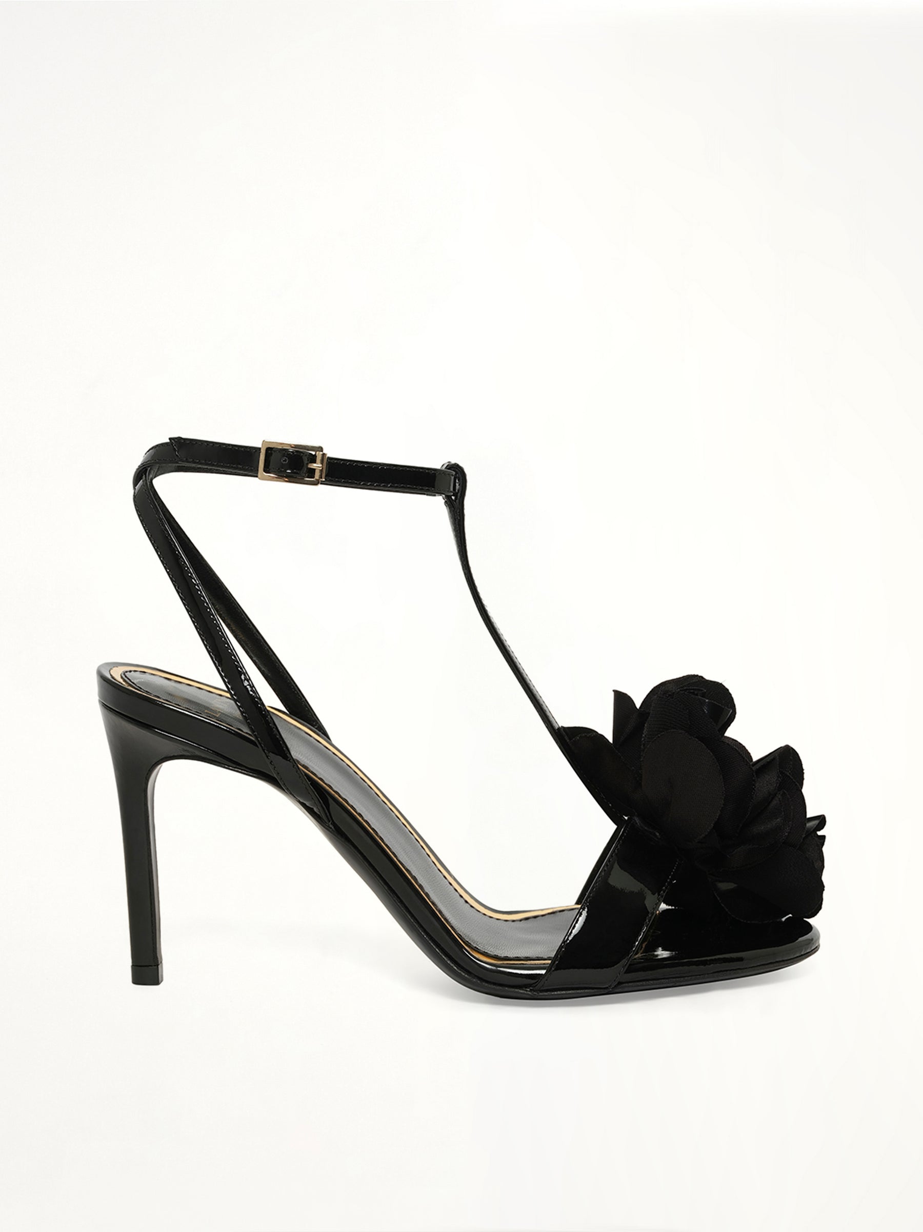 Chain Sandal in Black