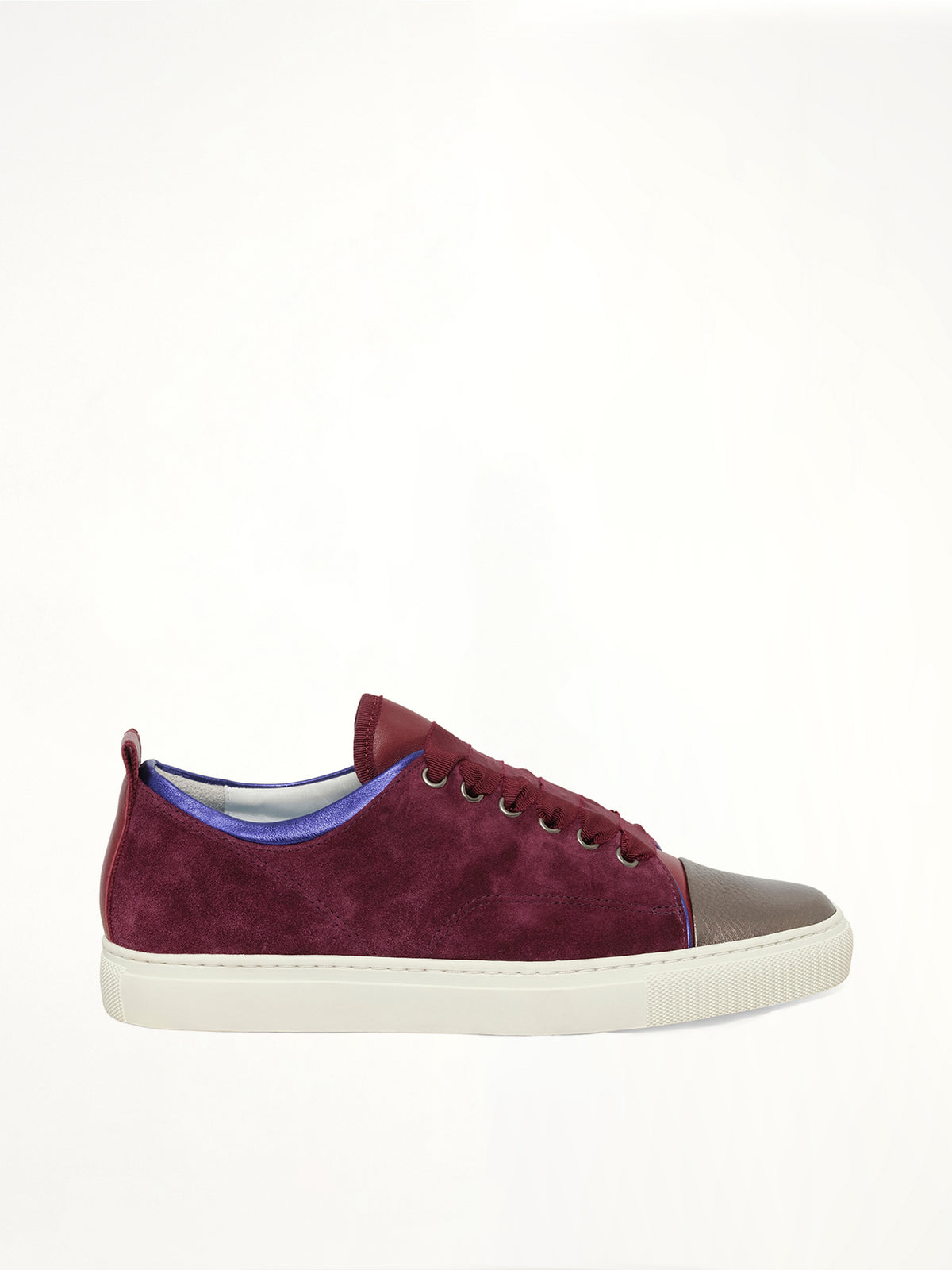 Low Sneaker in Purple