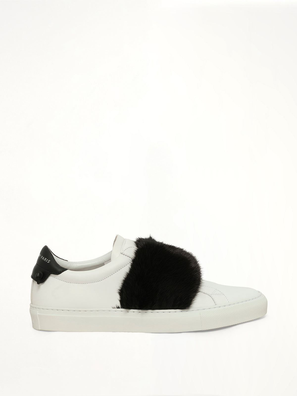 Urban Knot Elastic Sneaker in Black