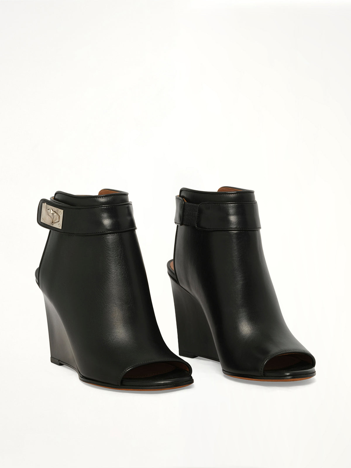 Wedge Shark Sandal in Black