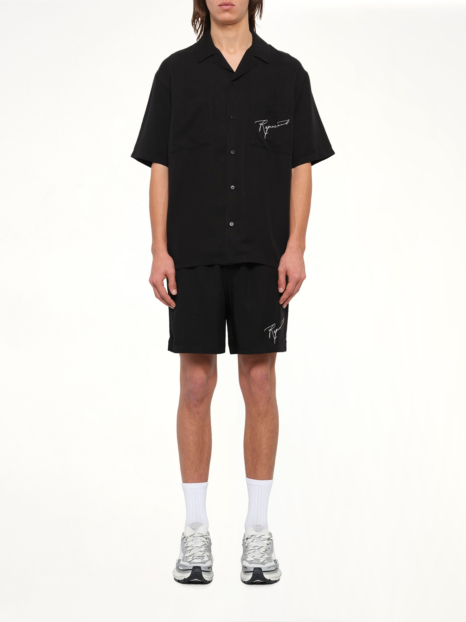 Love And Kisses Resort Shirt in Jet Black