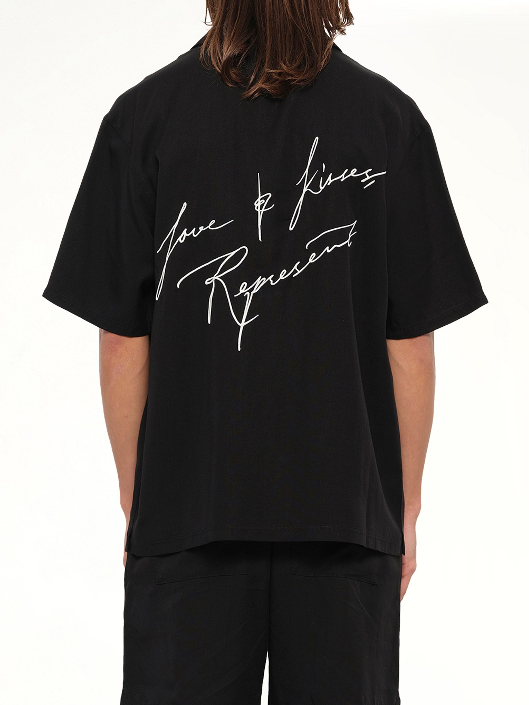 Love And Kisses Resort Shirt in Jet Black