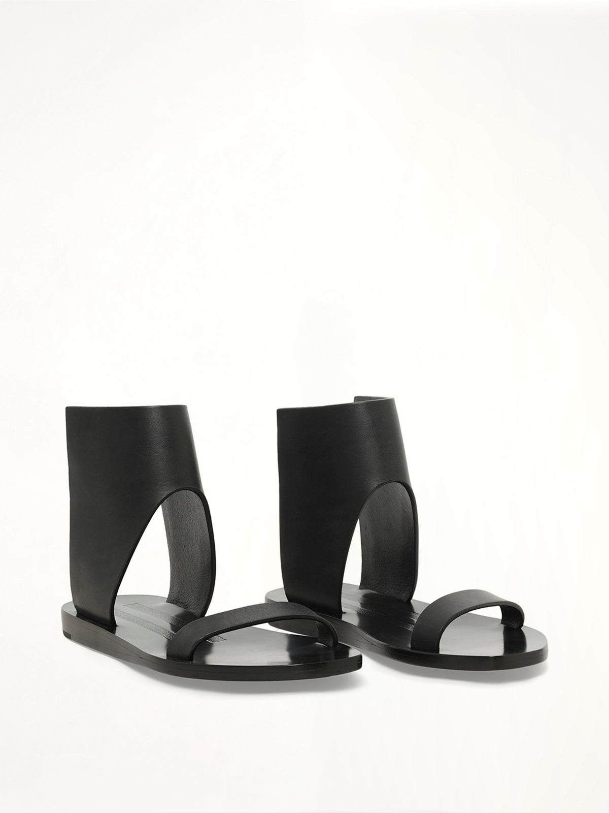 Low Sandal in Black