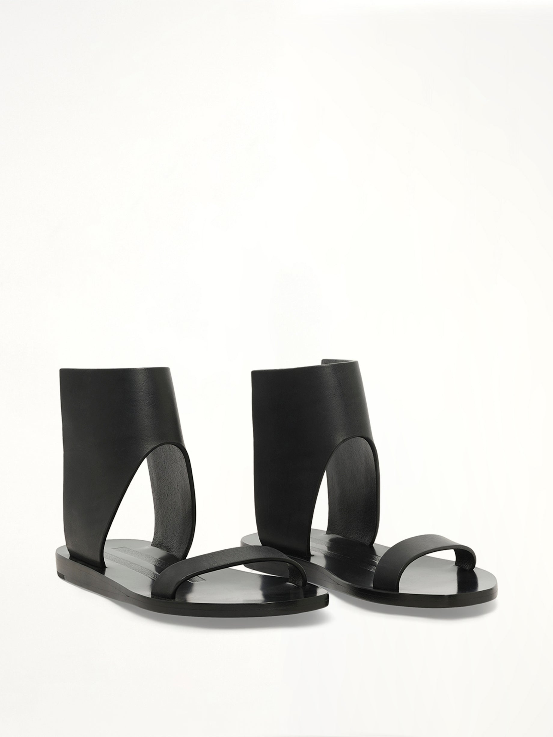 Low Sandal in Black