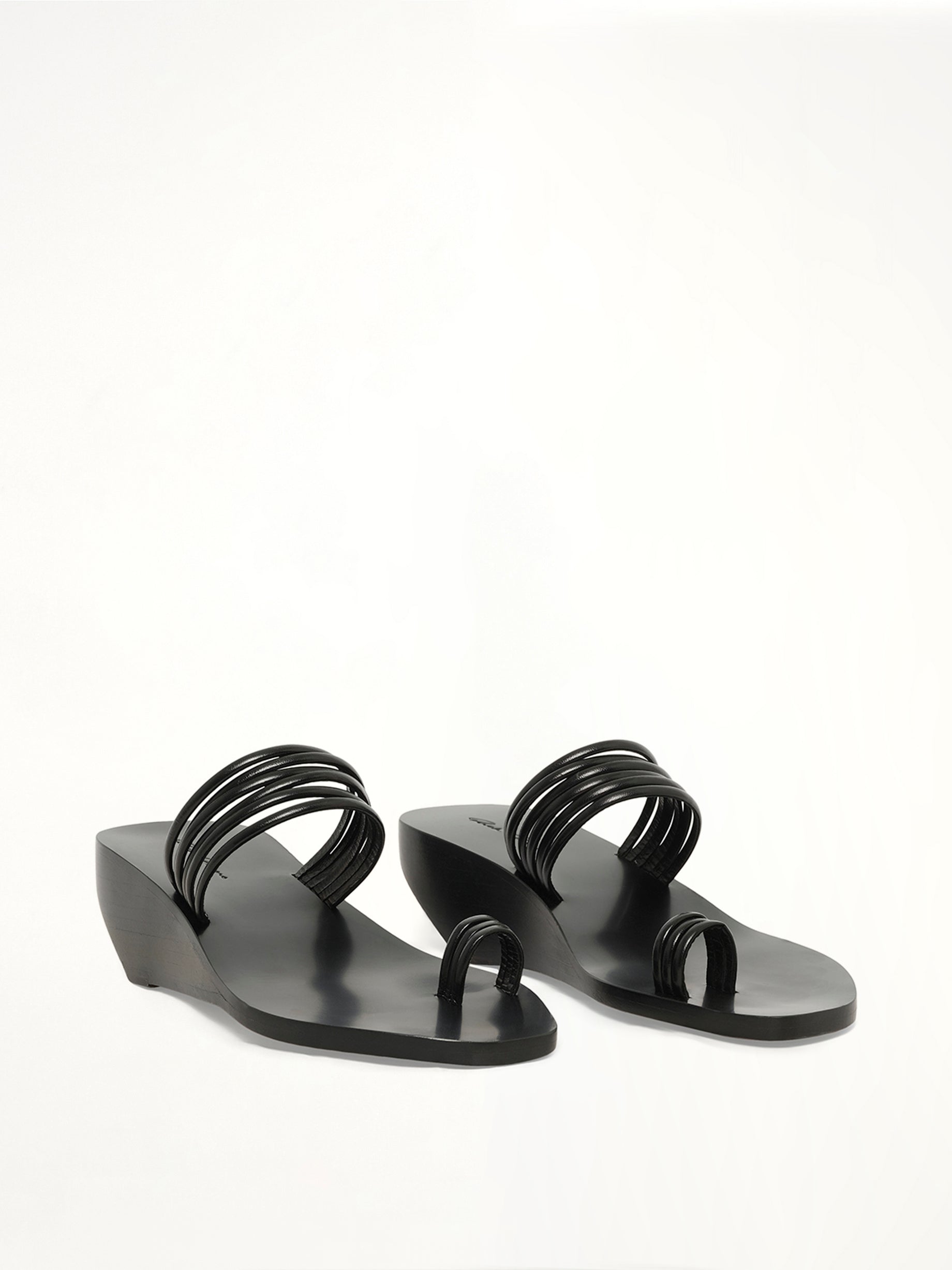Toe Straps Shoes in Black