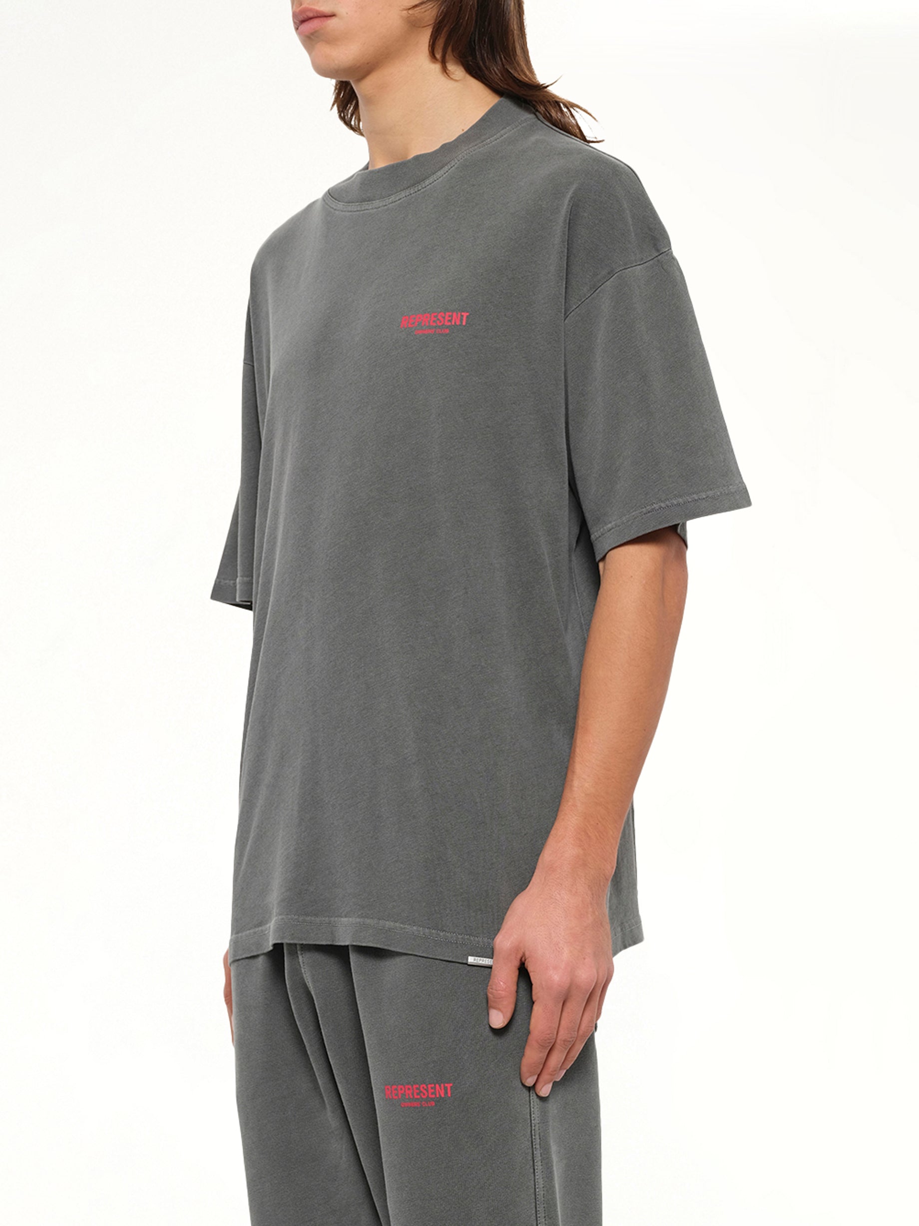 Represent Owners Club T-Shirt in Washed Black