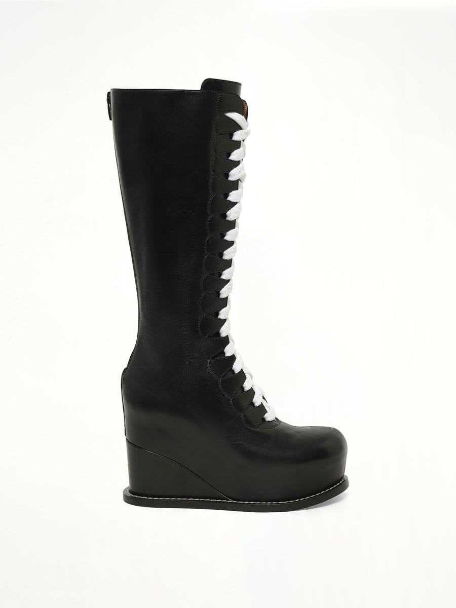 Wedge Frida Boots in Black