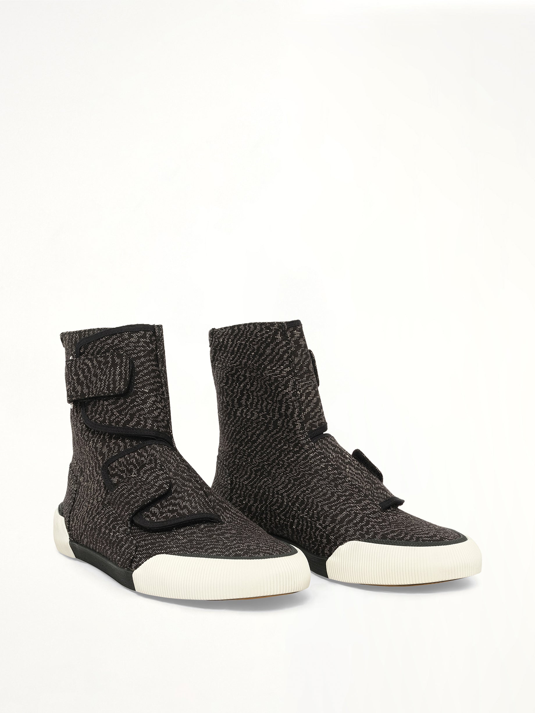 Zebra High Sneaker in Black