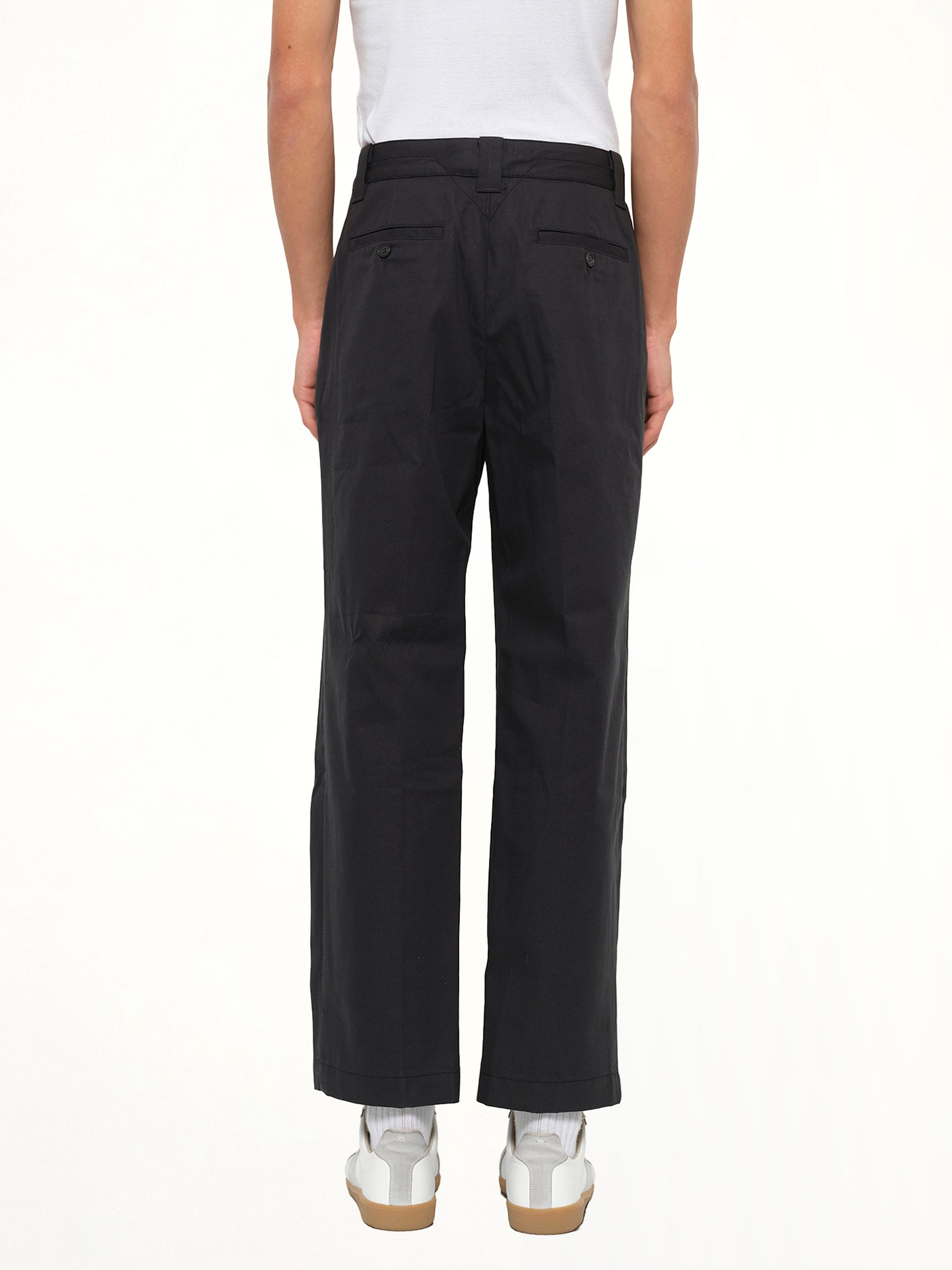 Cropped Pants in Black