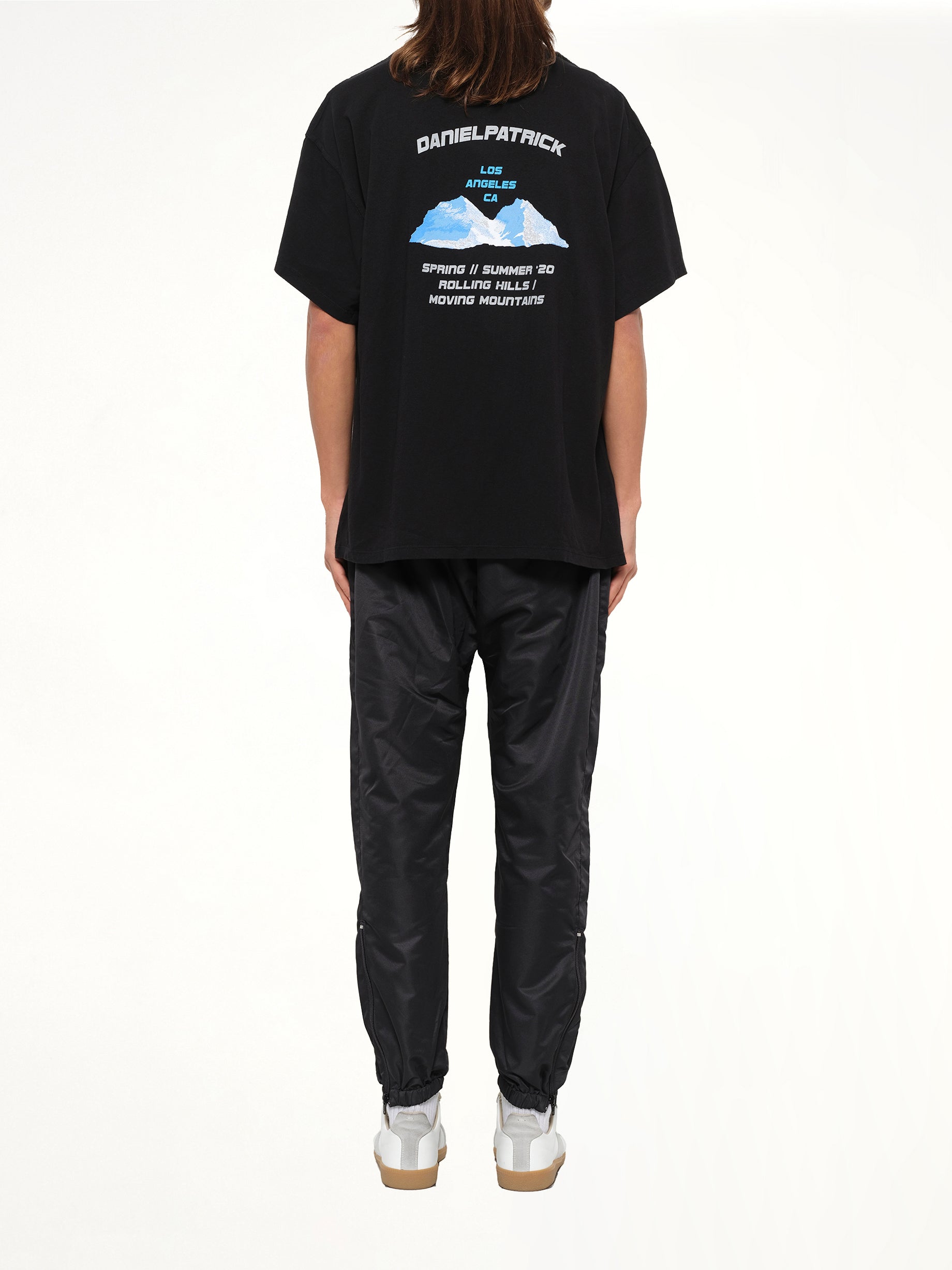 Mountain T-Shirt in Black