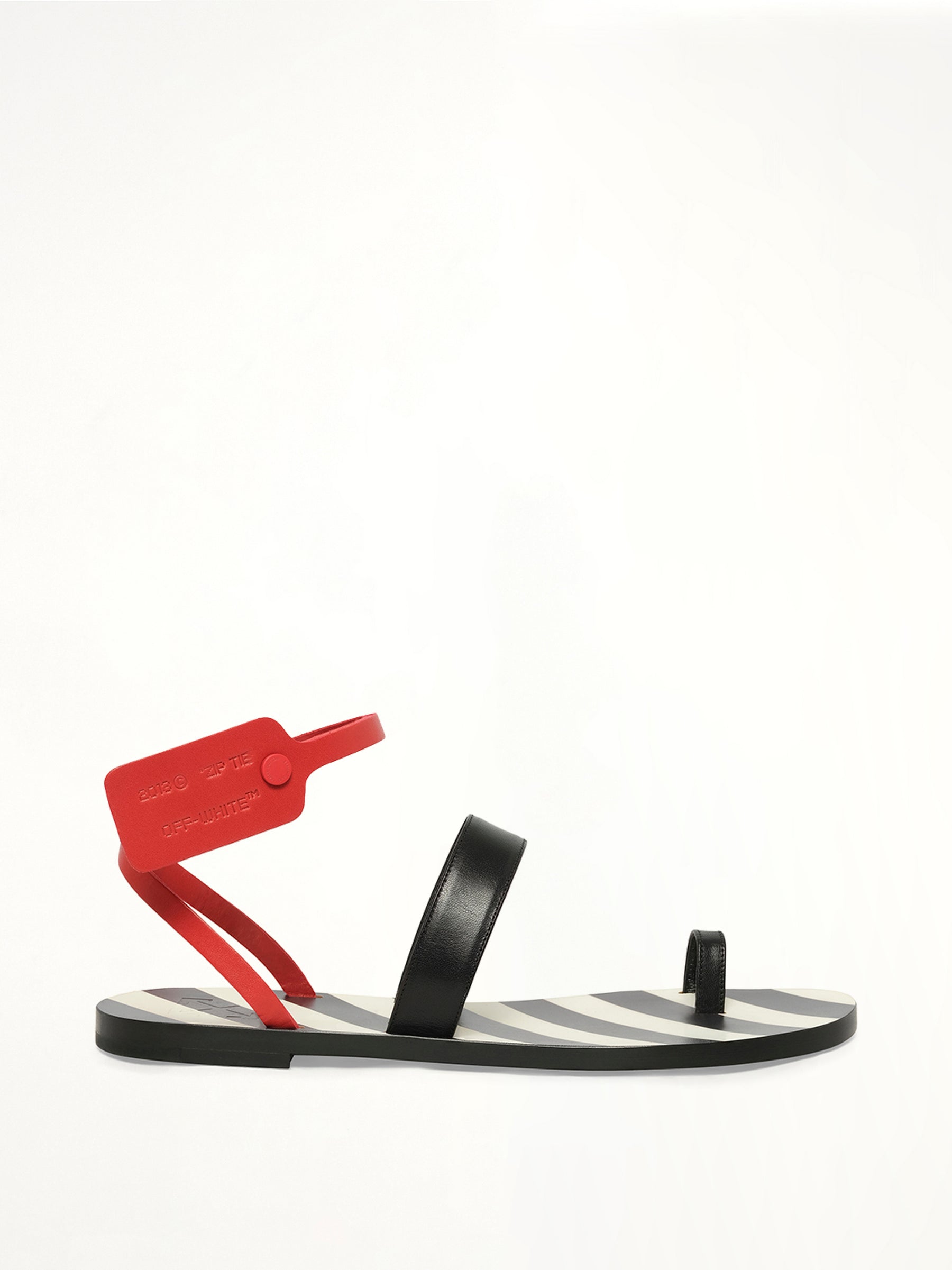 Zip Tie Flat Capri in Black