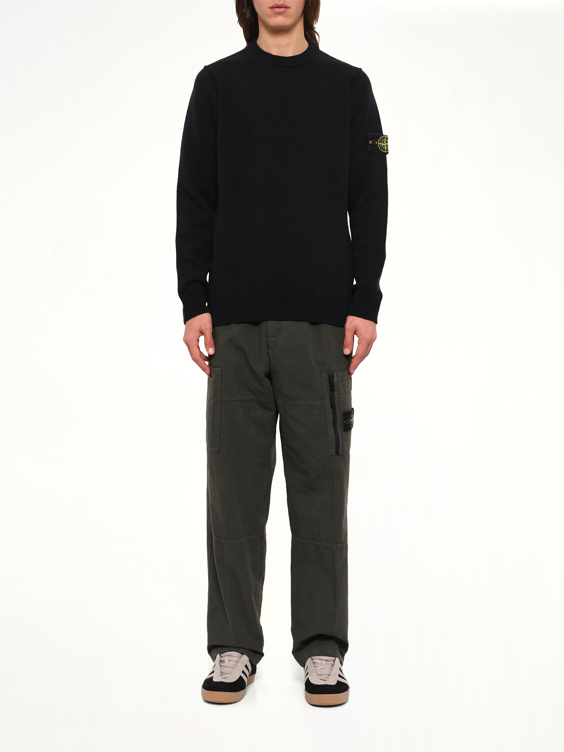 5100072 Lambswool Crewneck Sweater in Black