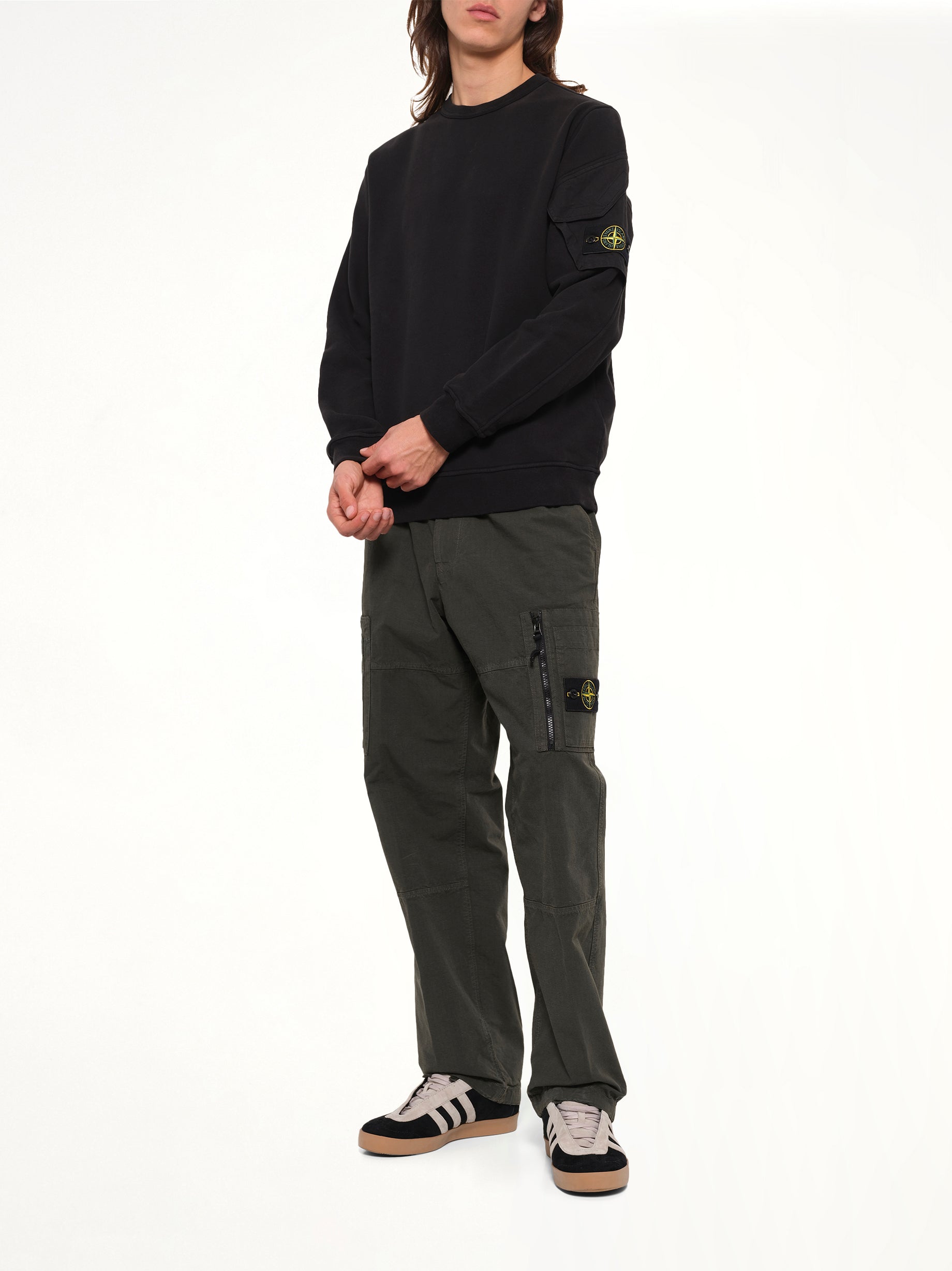 6100015 Brushed Cotton Sleeve Pocket Sweatshirt in Black