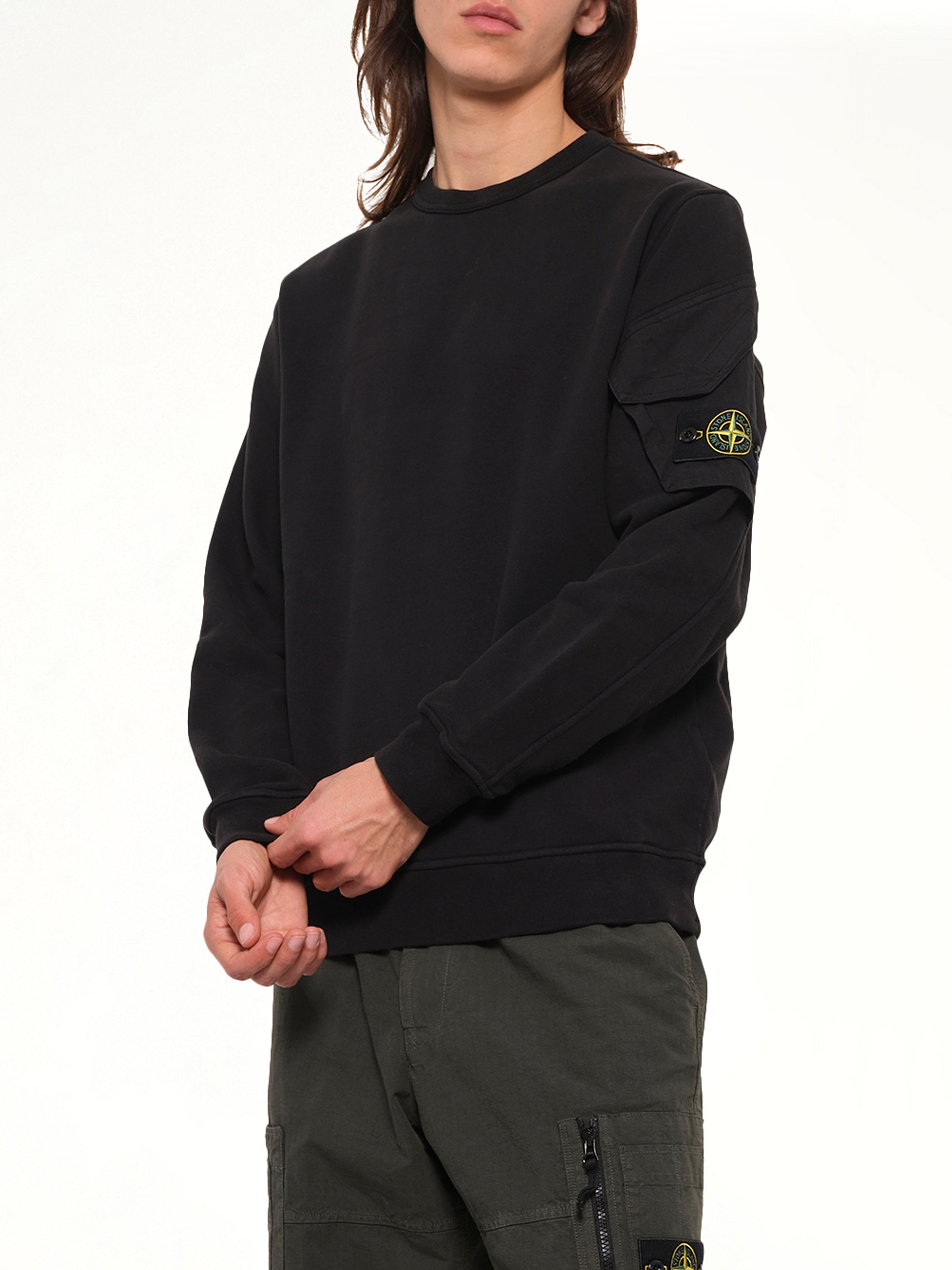 6100015 Brushed Cotton Sleeve Pocket Sweatshirt in Black