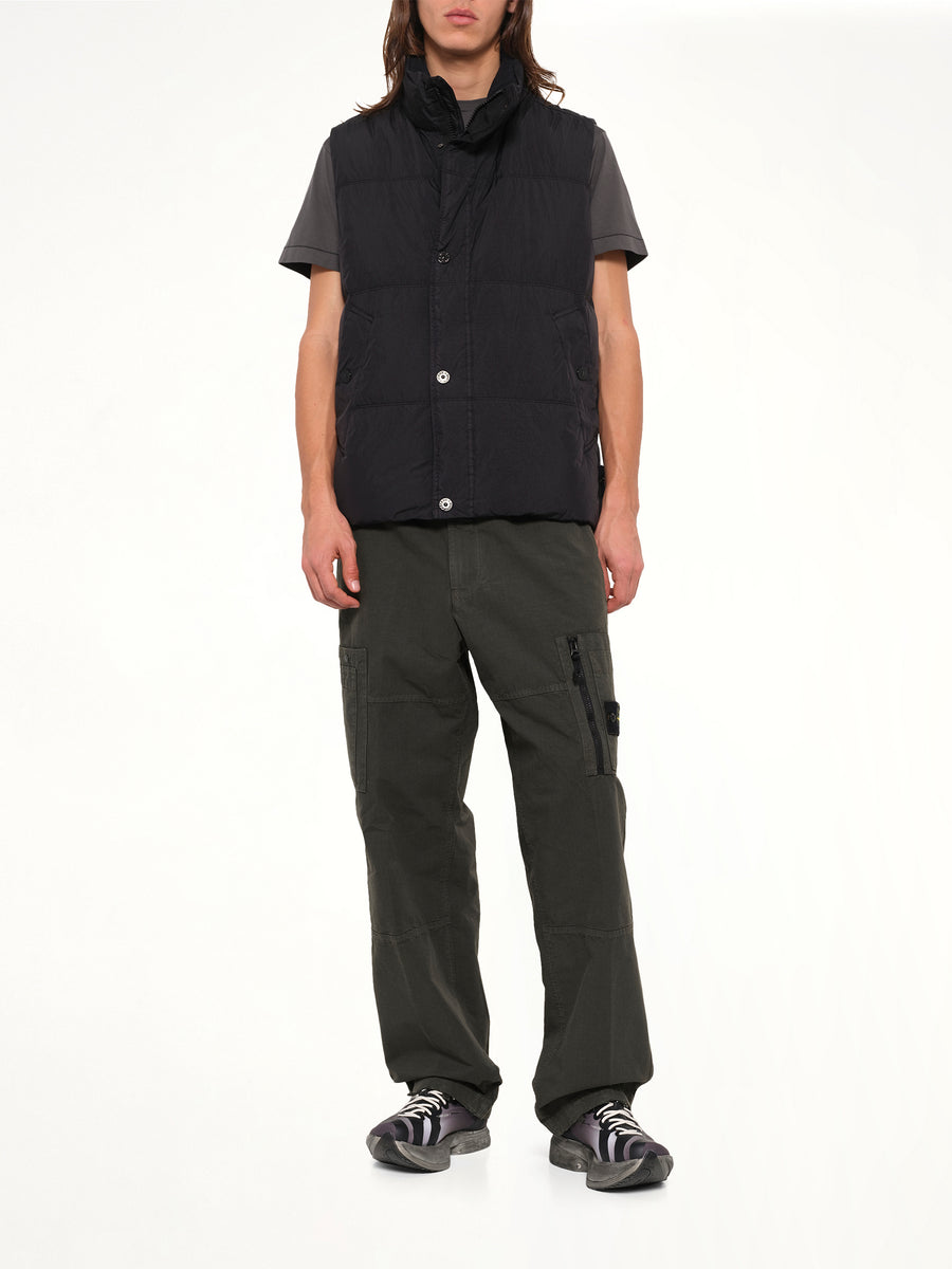 G100010 Crinkle Reps Padded Vest in Black