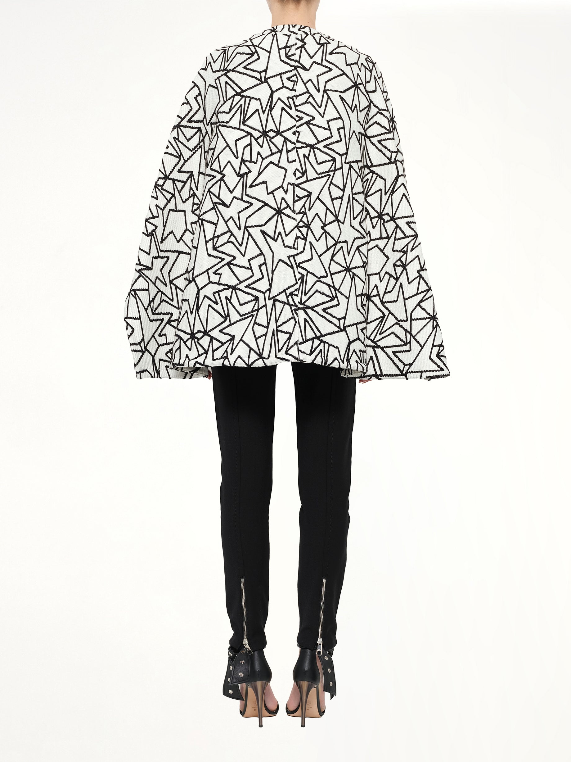 Jacquard Cape in White
