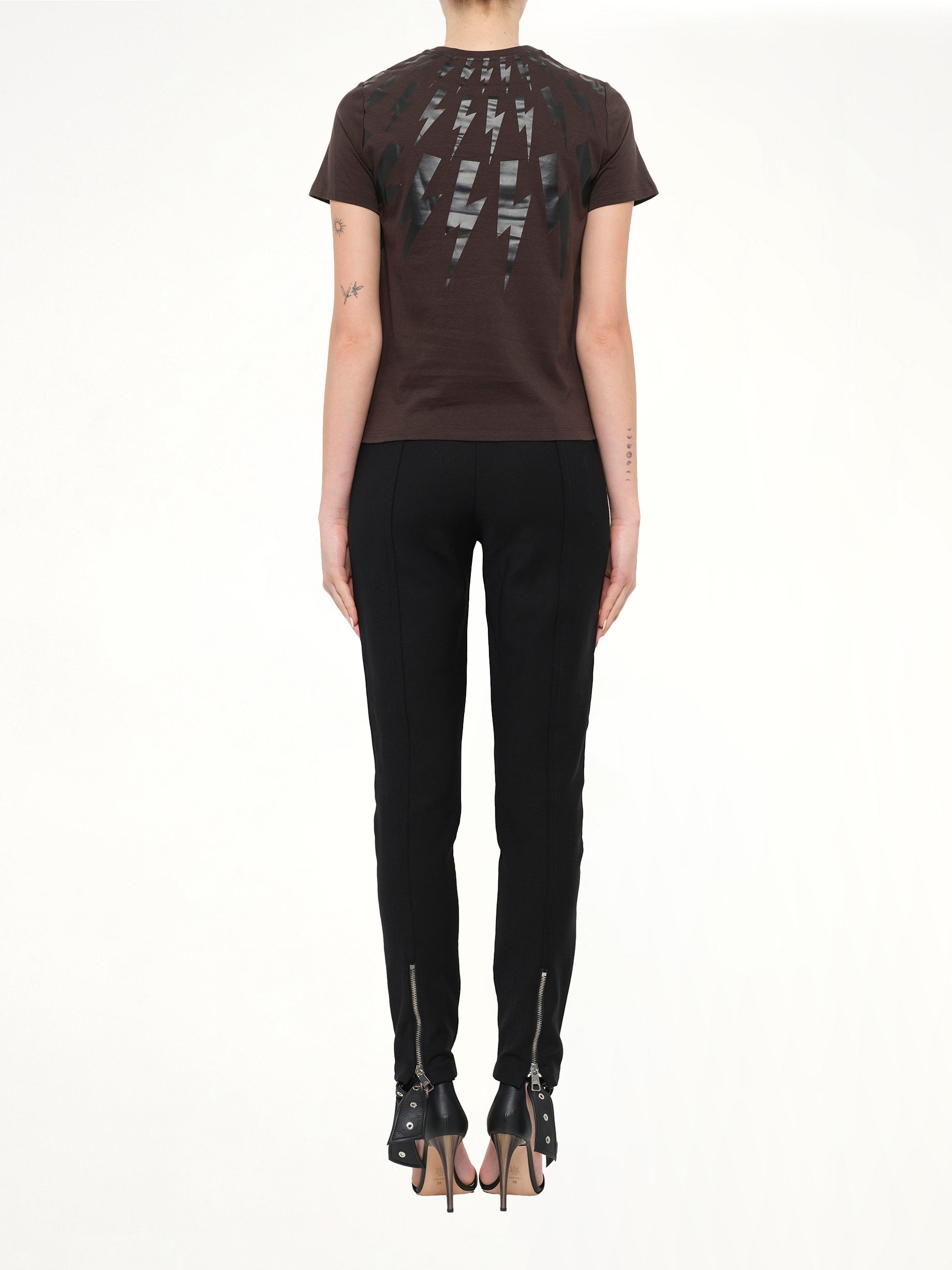 T-Shirt in Brown