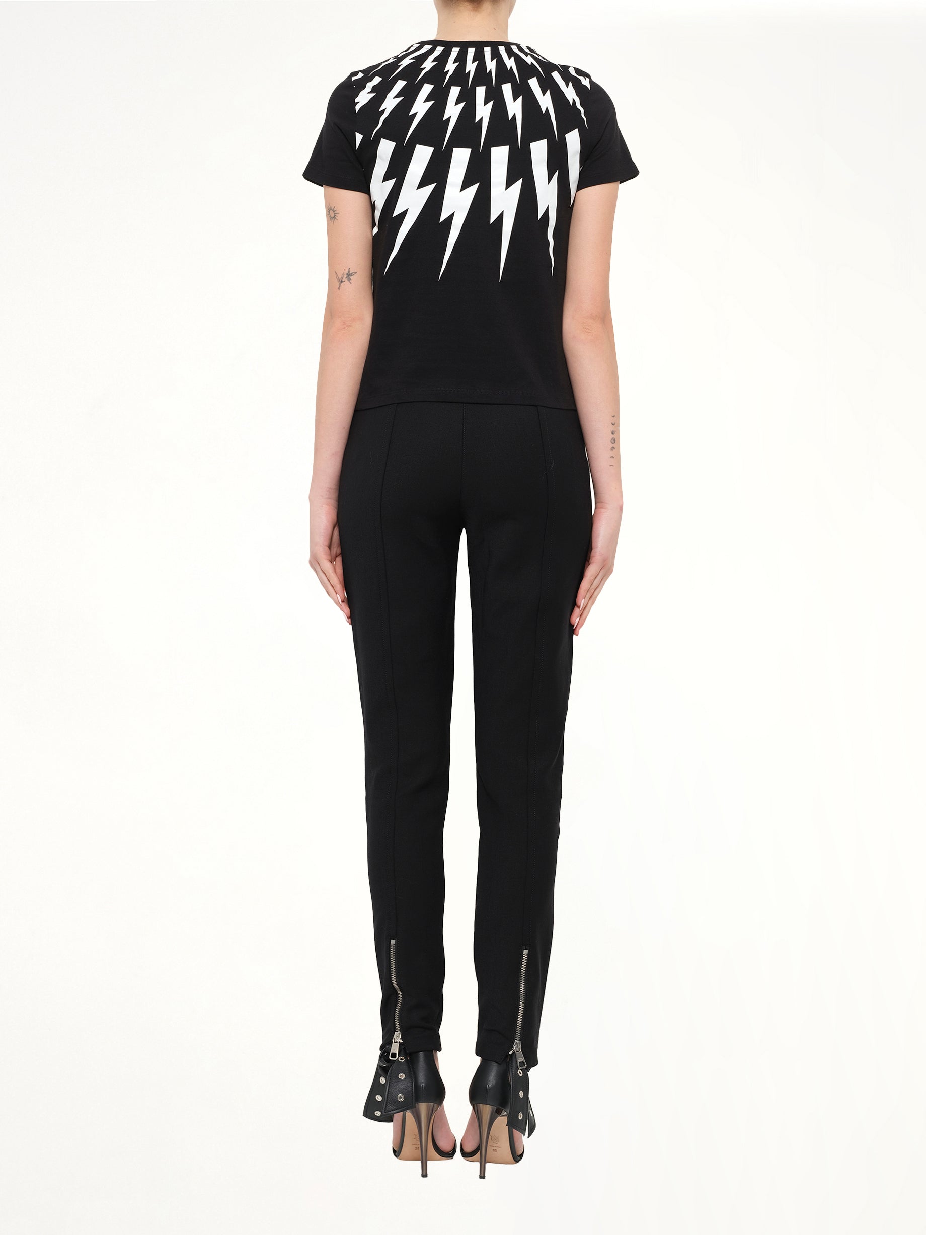 T-Shirt in Black