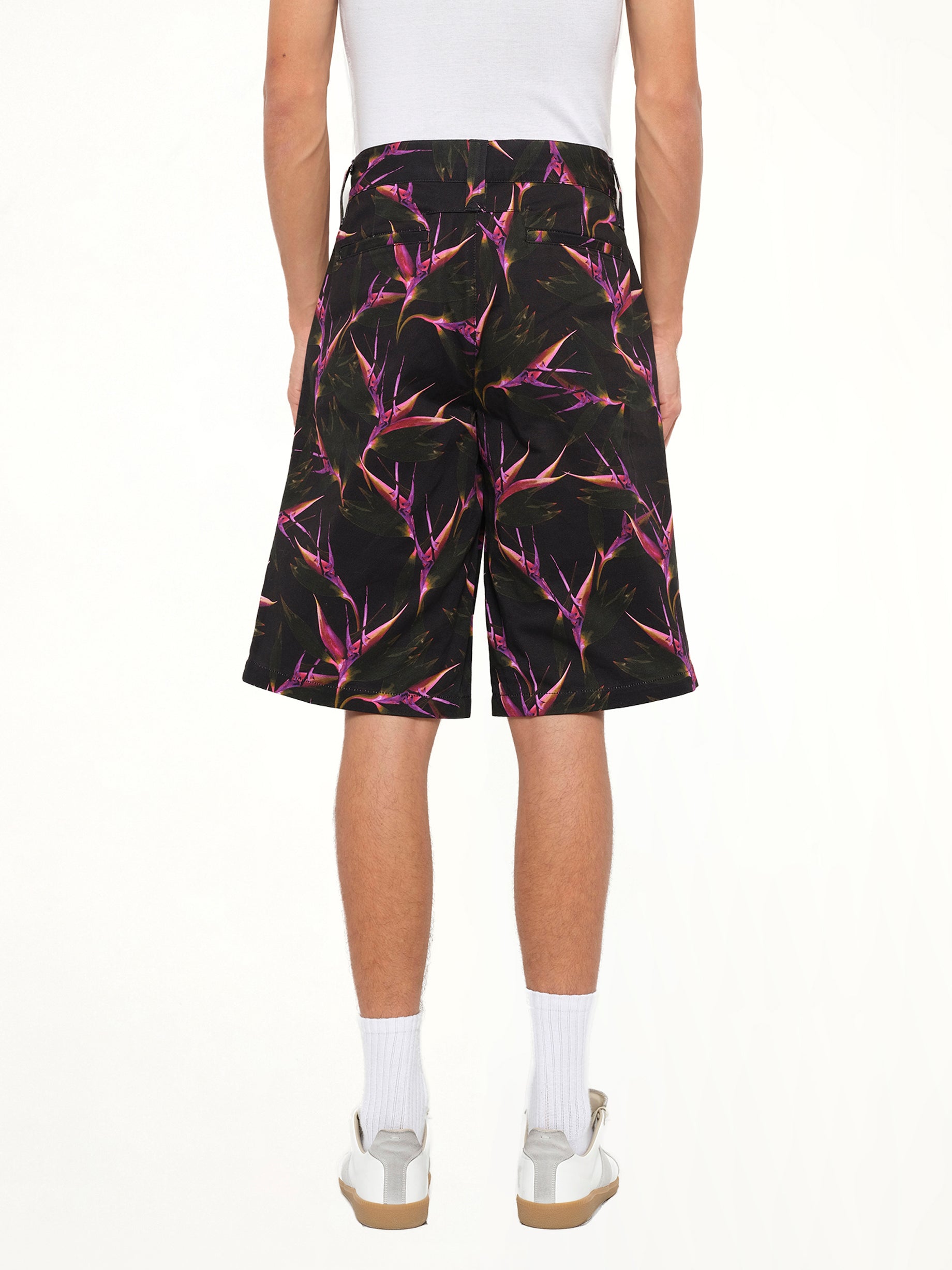 Flower Shorts in Black
