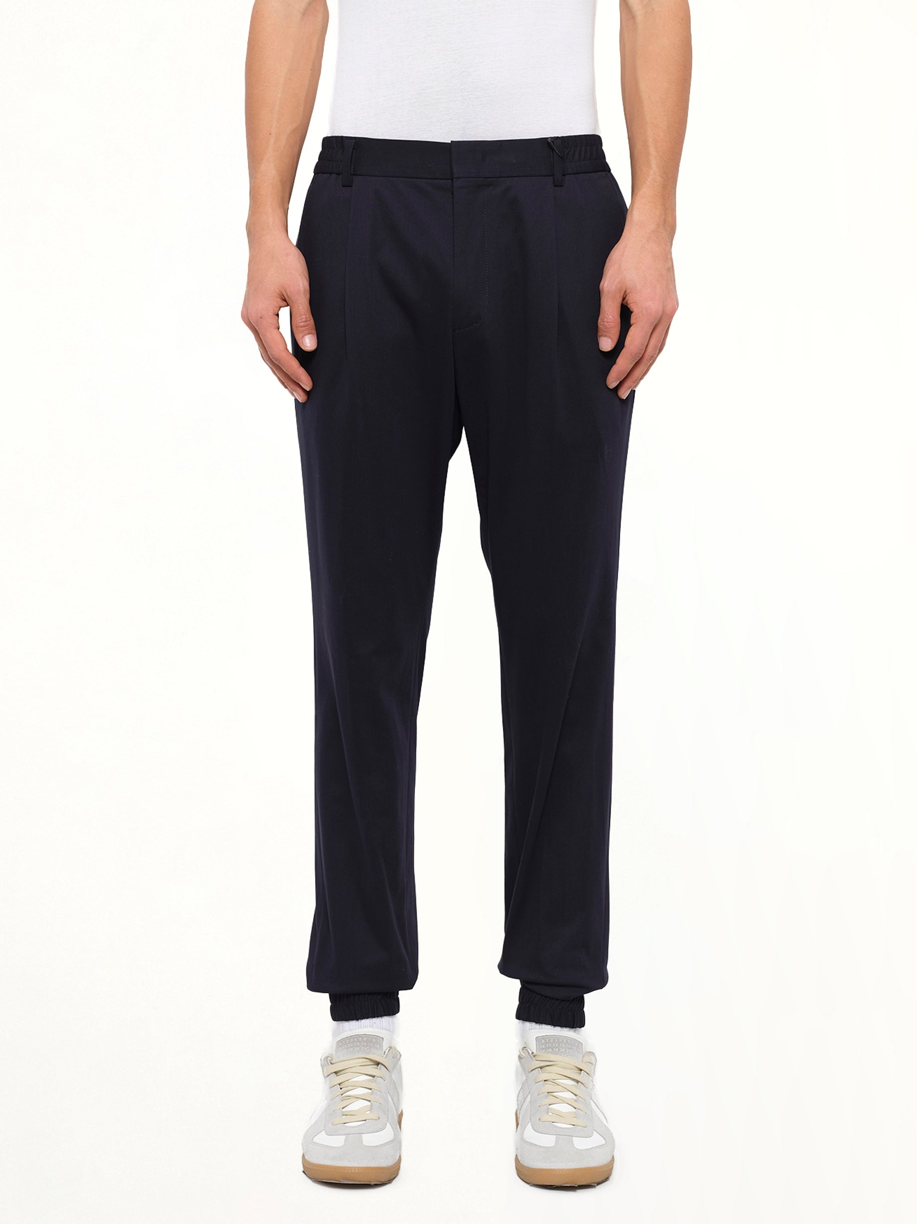 Juunj Pants in Black