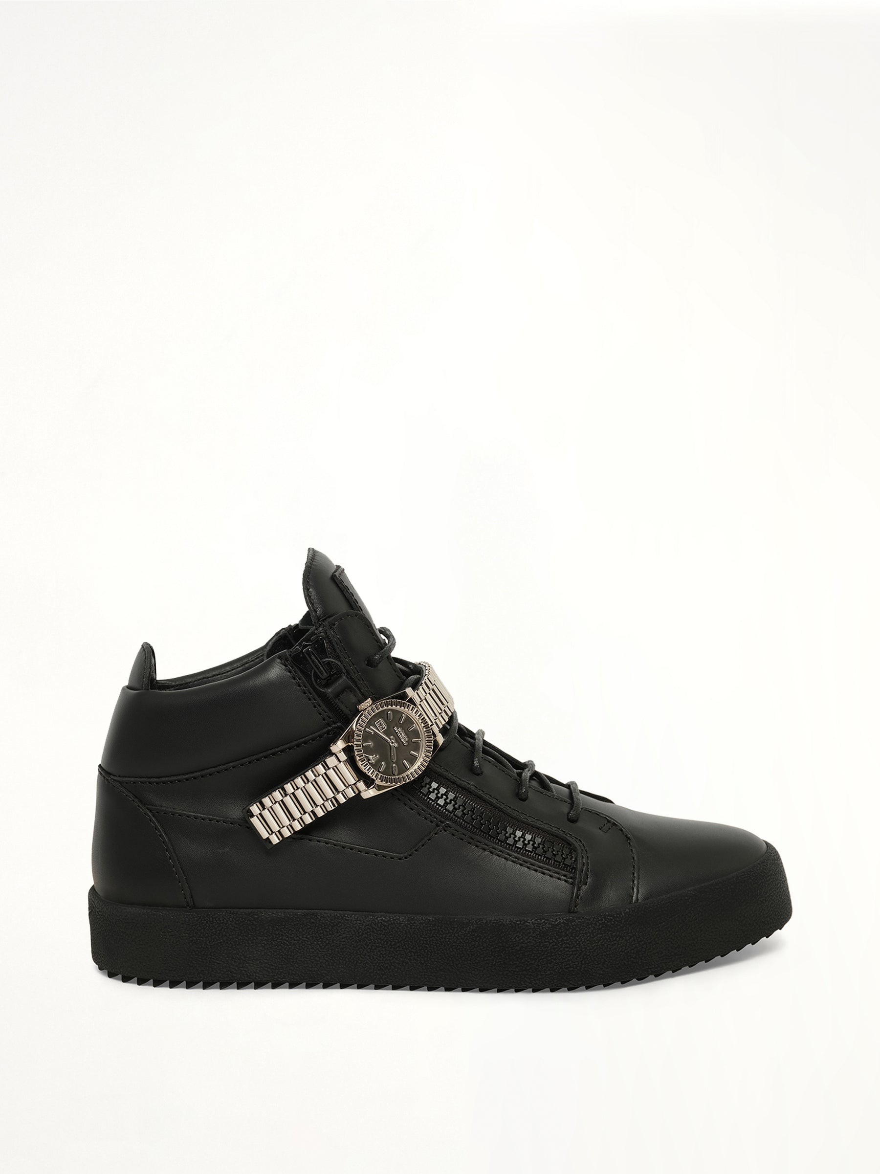 Vernice Vague Sneaker in Black