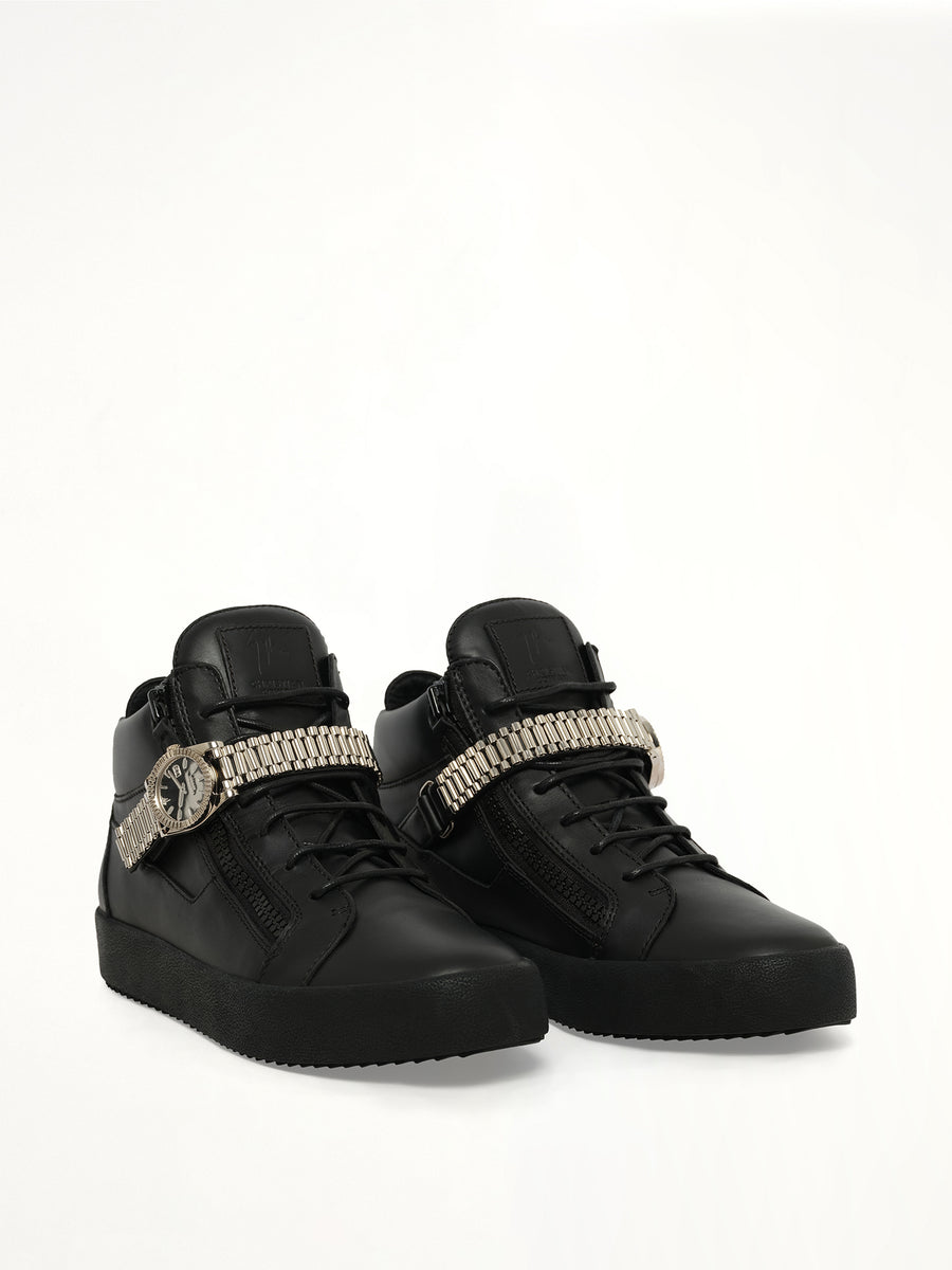 Vernice Vague Sneaker in Black