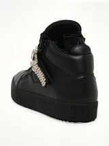 Vernice Vague Sneaker in Black