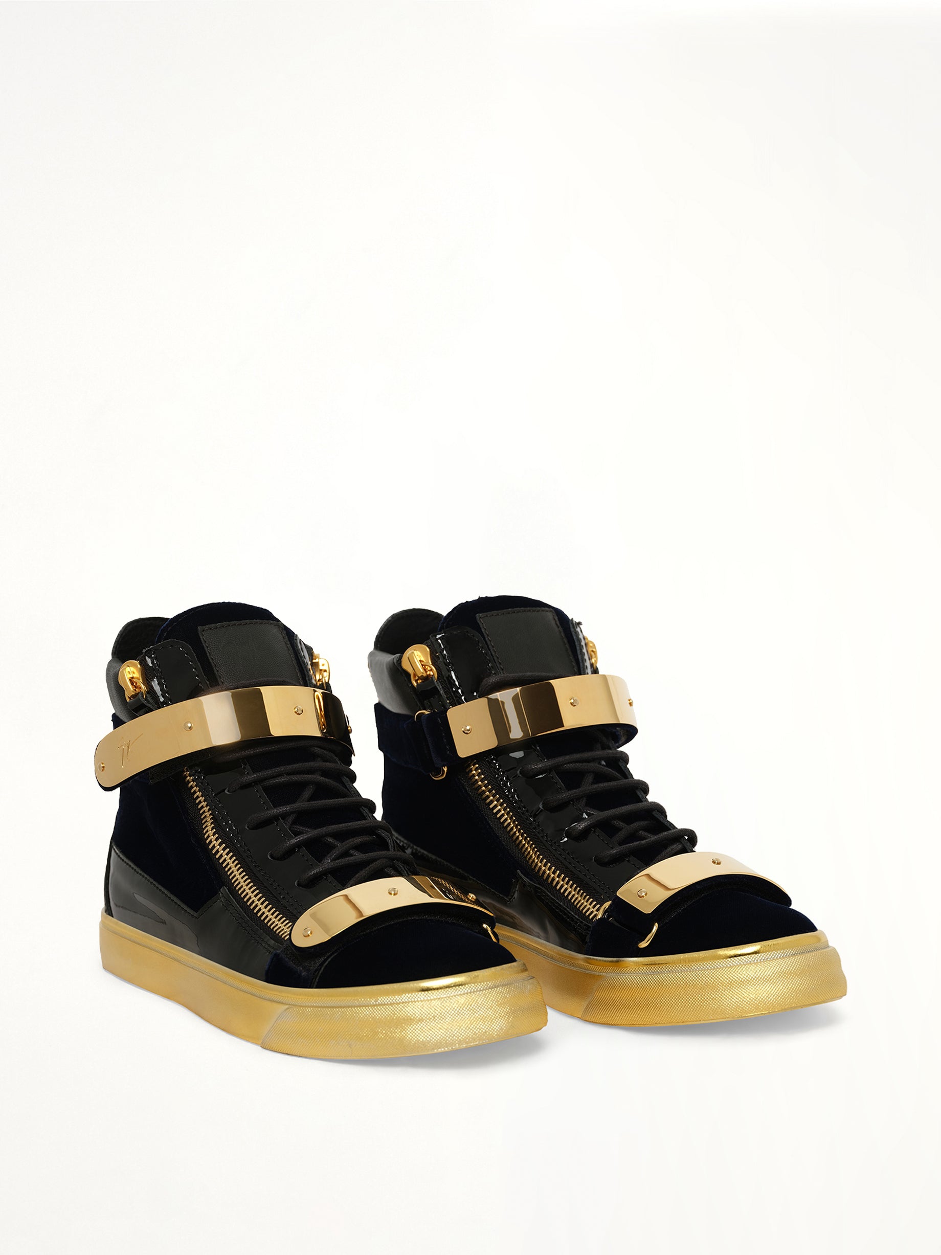Veronica Sneaker in Navy