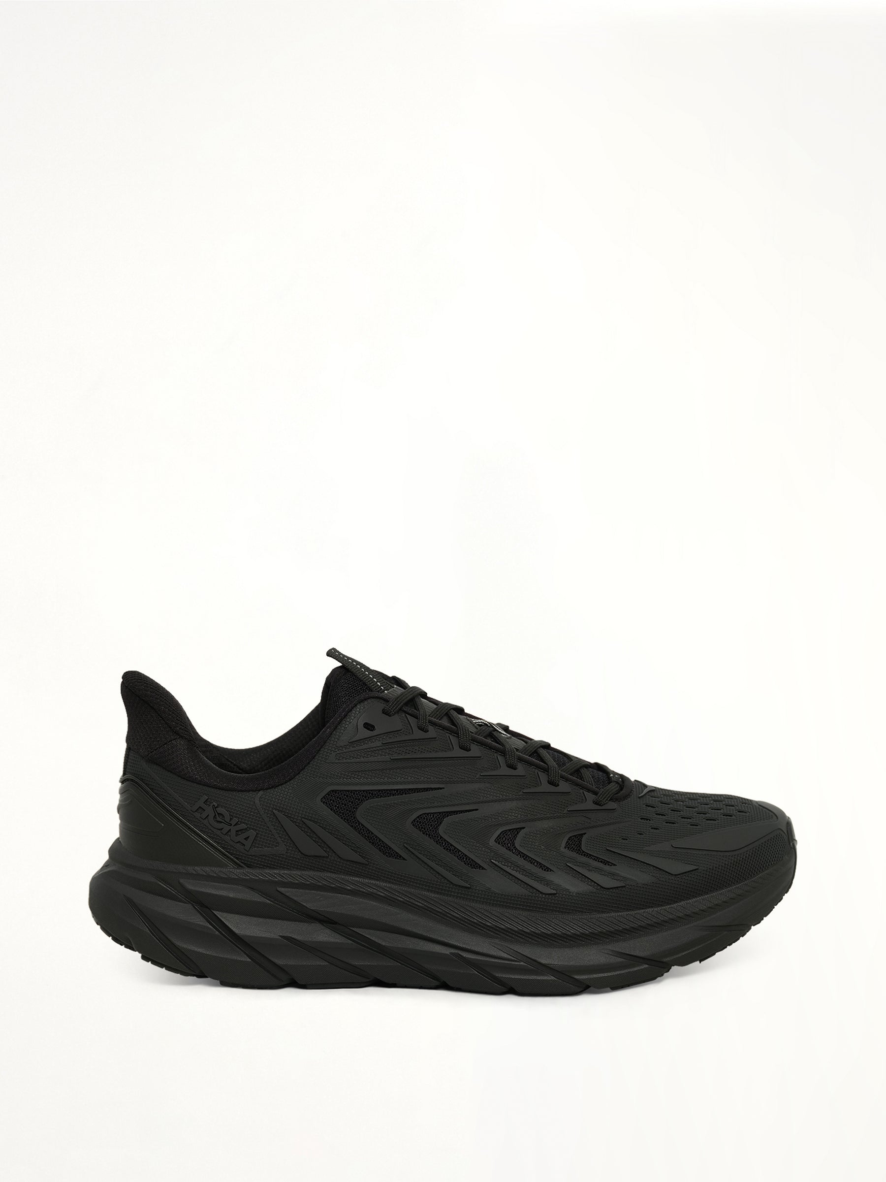 Clifton UTL Sneaker in Black